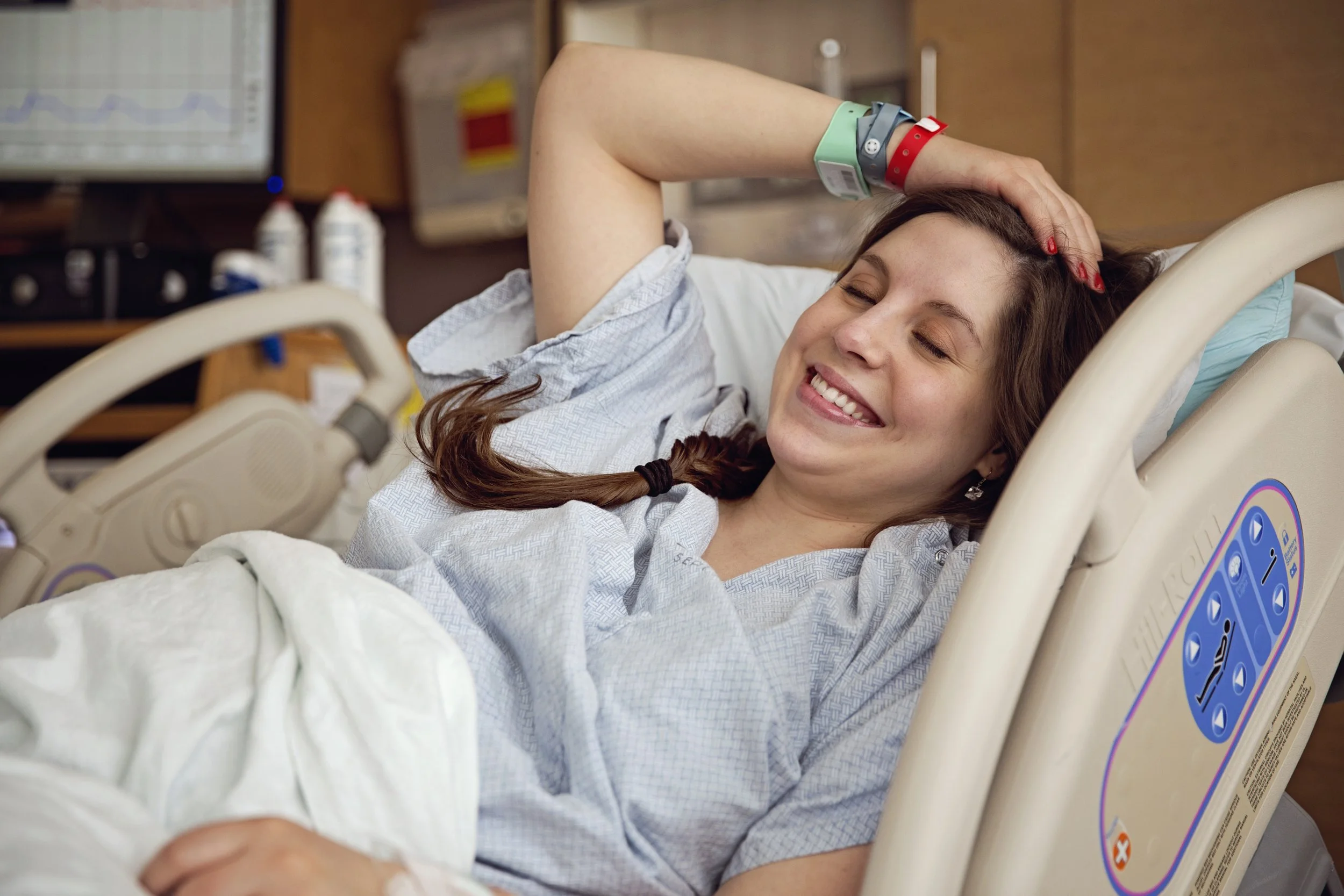 St. George birth photographer, Birth photography Southern Utah, Documentary birth photographer in St. George, Home birth photography St. George Utah, Hospital birth photography Southern Utah, Unposed birth photography St. George