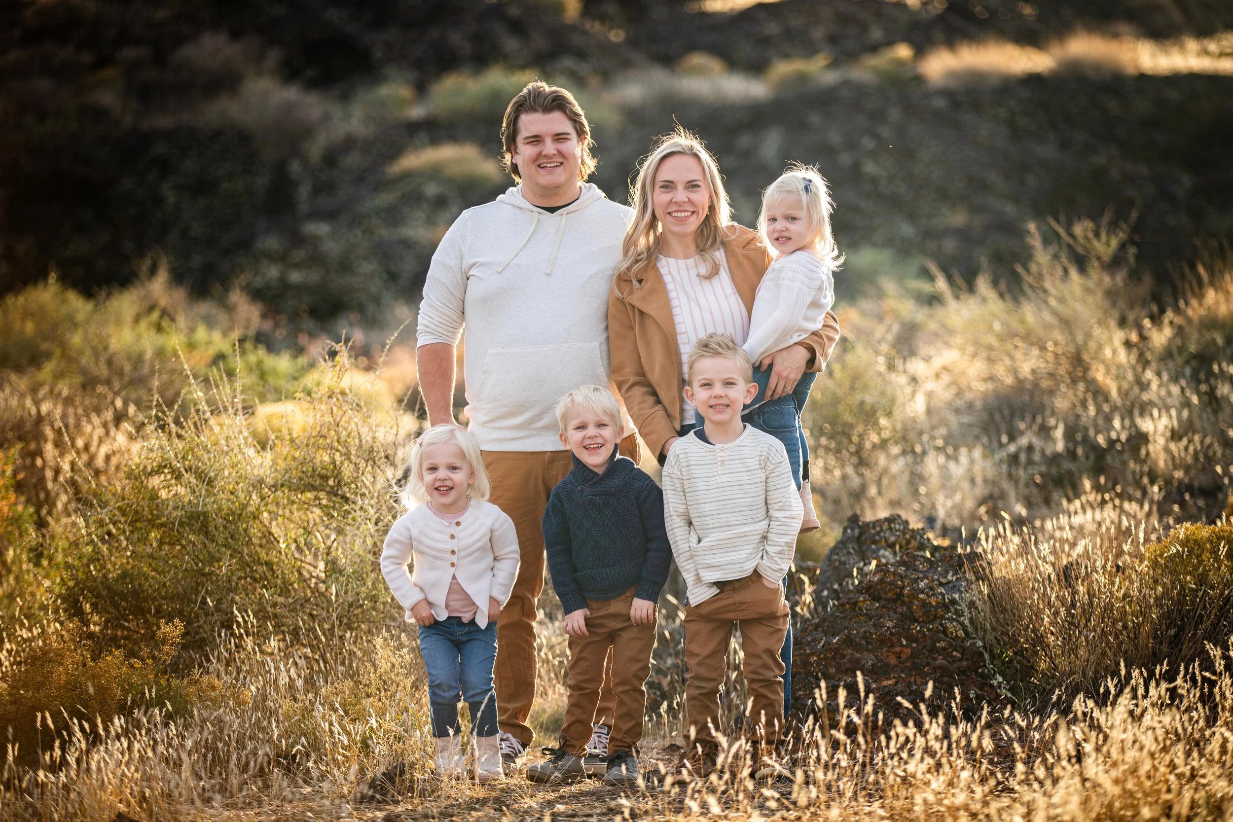 Golden hour family photography in Southern utah