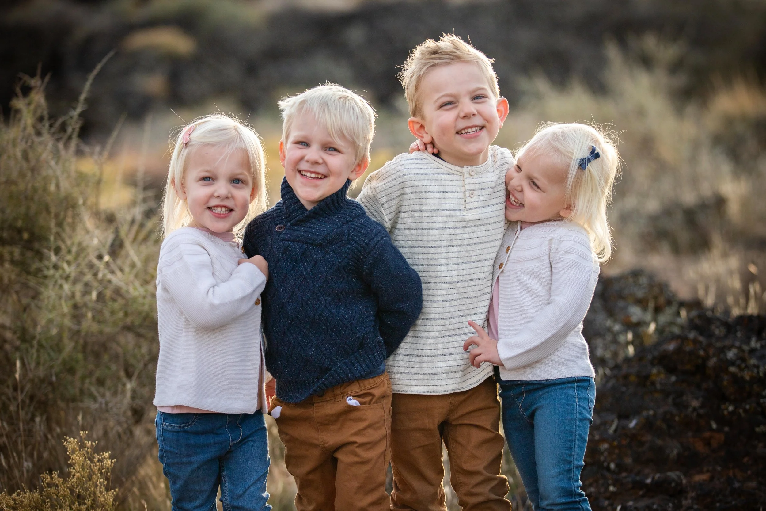 Siblings_hugging_Saint_George_family_Photographer.jpeg