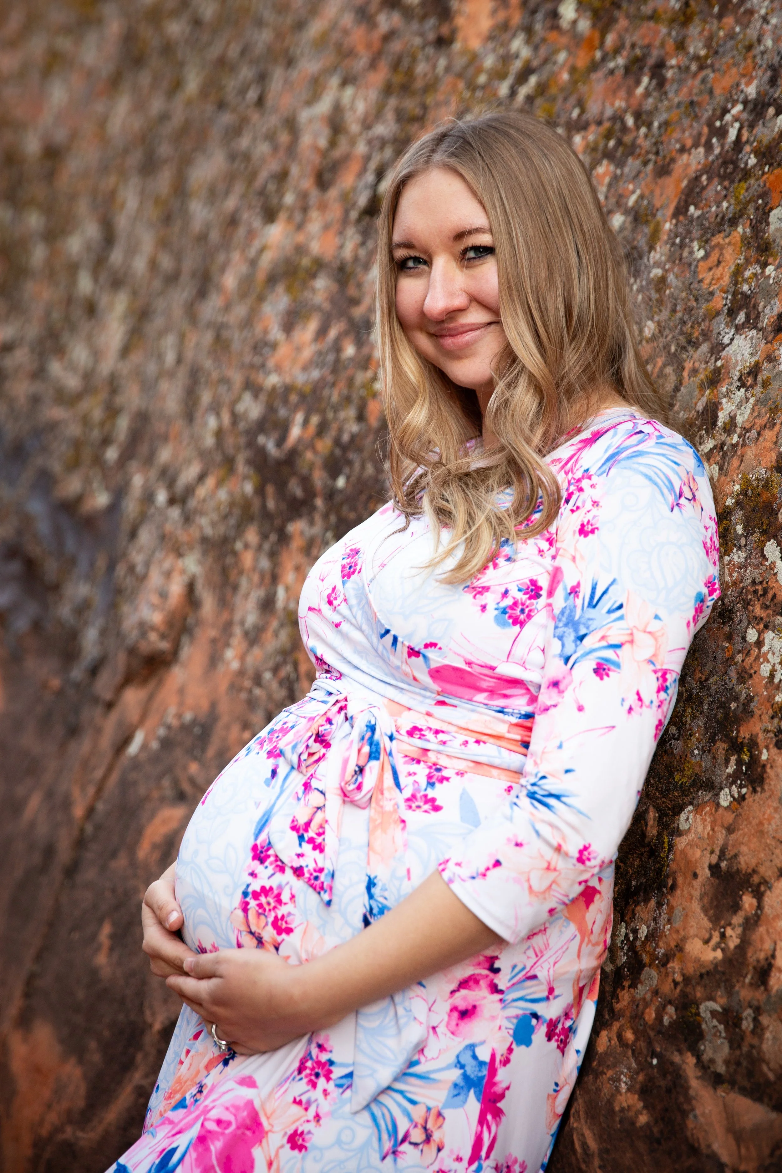 Southern Utah maternity photographer