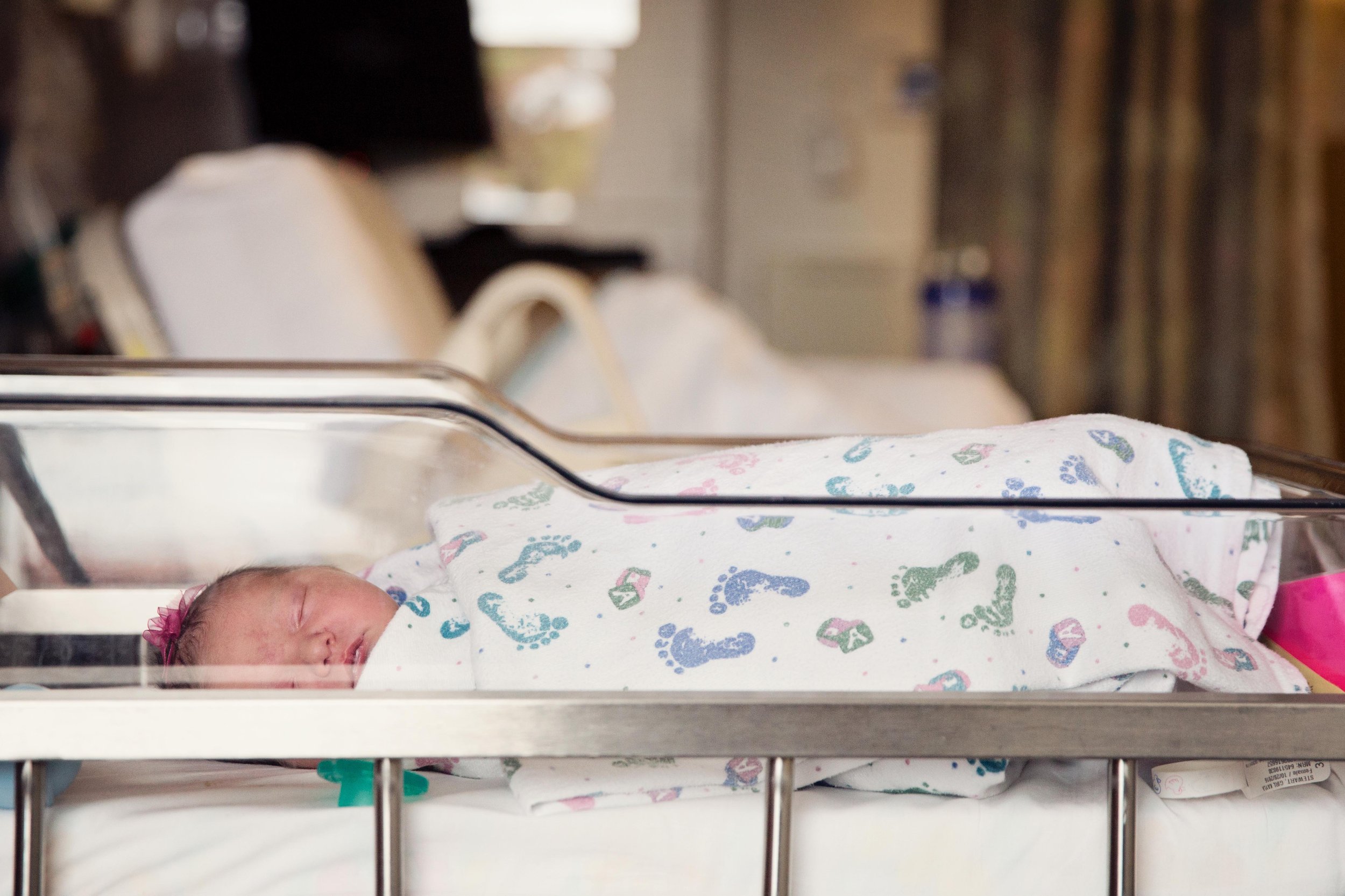 St. George birth photographer, Birth photography Southern Utah, Documentary birth photographer in St. George, Home birth photography St. George Utah, Hospital birth photography Southern Utah, Unposed birth photography St. George