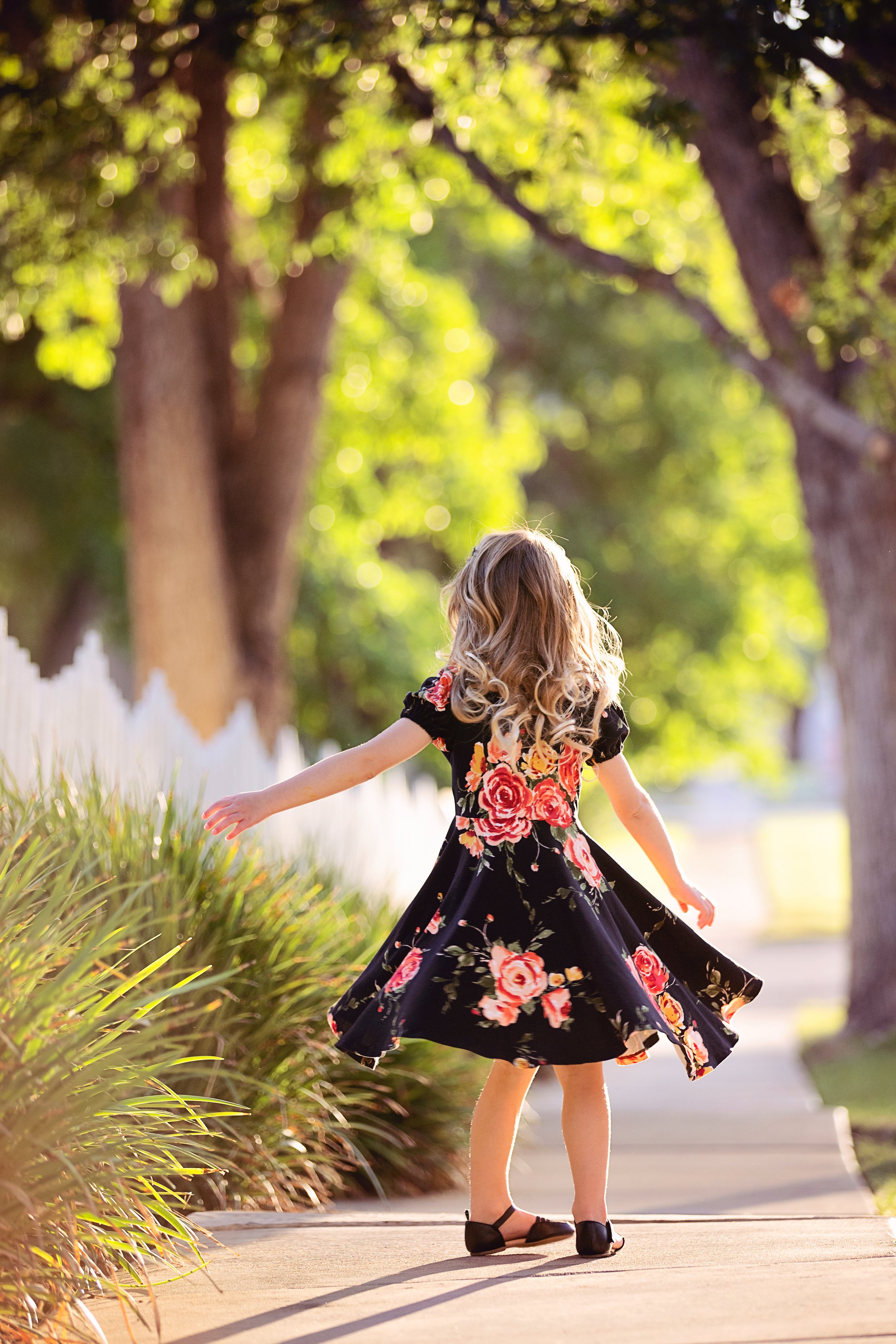 Whimsical children’s photography in Southern Utah, Magical childhood photos in the desert