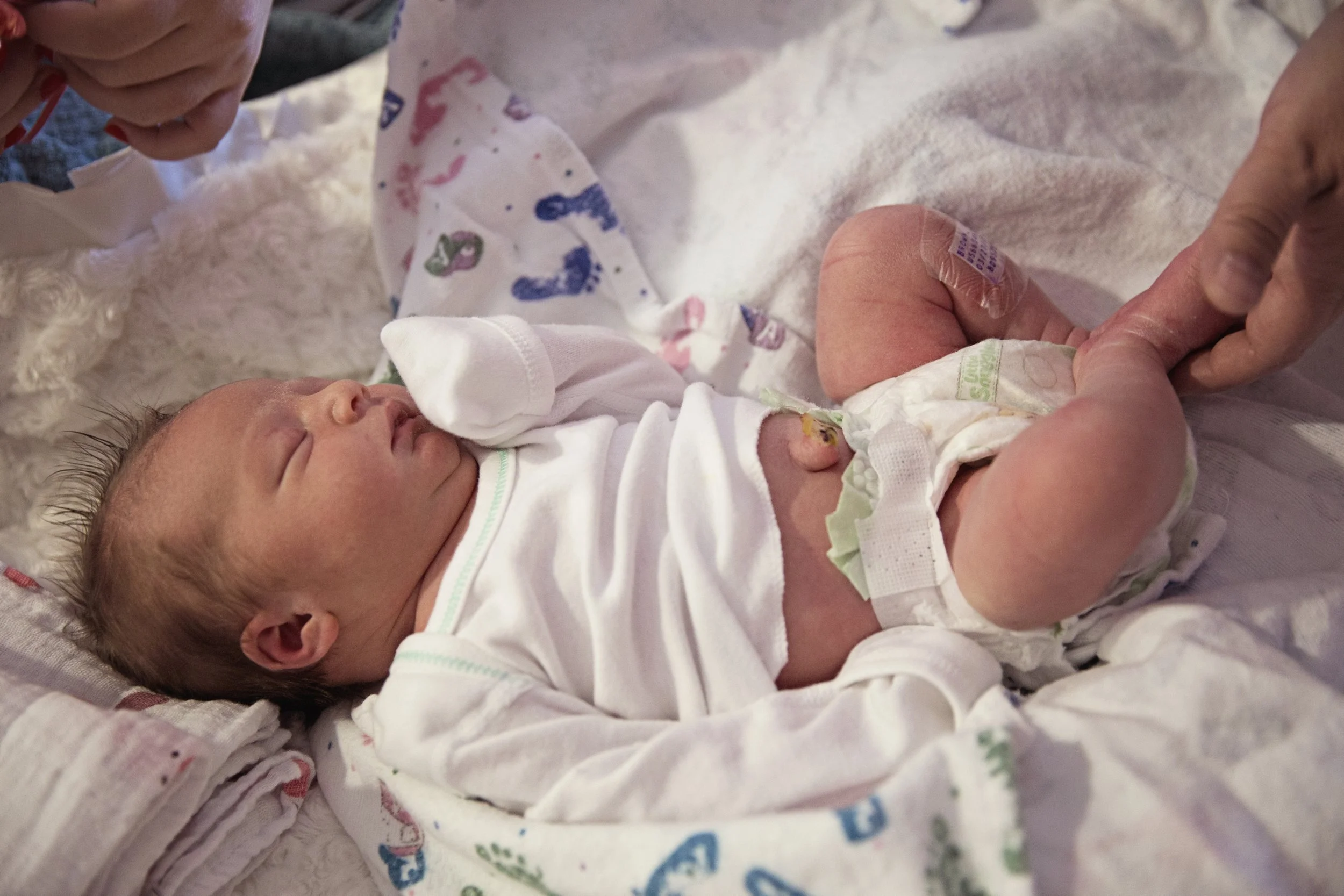 St. George birth photographer, Birth photography Southern Utah, Documentary birth photographer in St. George, Home birth photography St. George Utah, Hospital birth photography Southern Utah, Unposed birth photography St. George