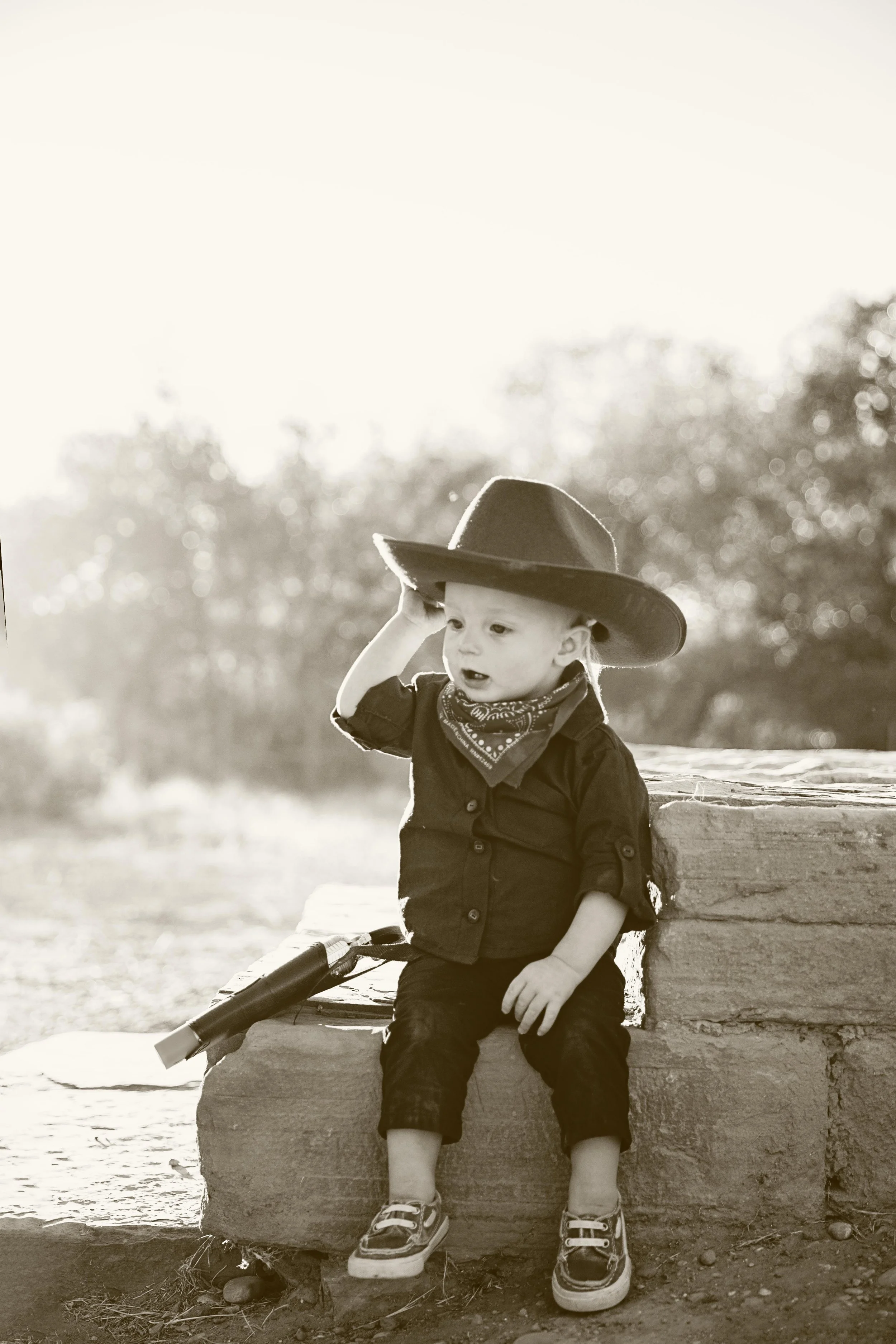 Dreamy children’s photography in Southern Utah, Magical childhood photos in the desert