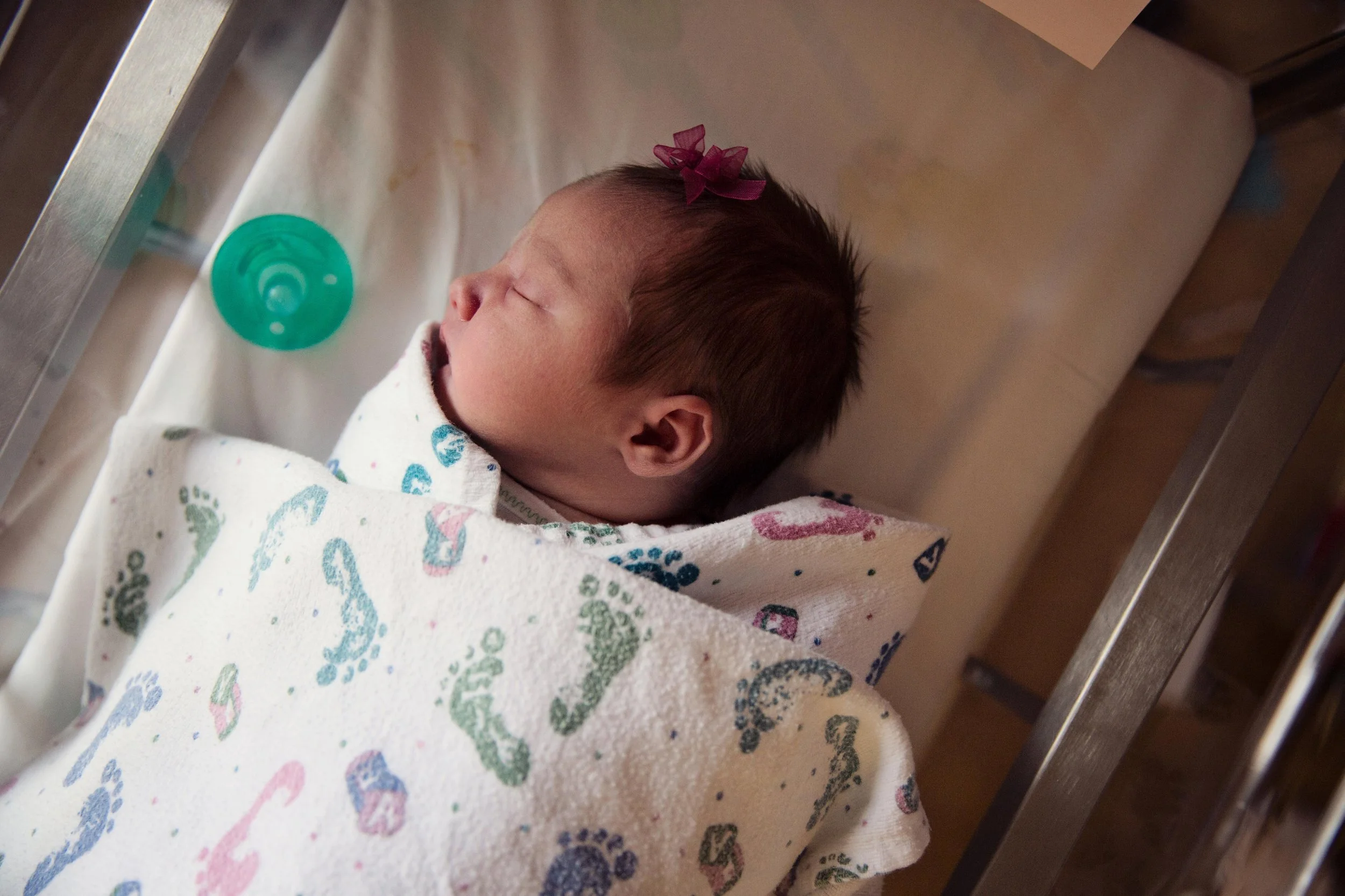 St. George birth photographer, Birth photography Southern Utah, Documentary birth photographer in St. George, Home birth photography St. George Utah, Hospital birth photography Southern Utah, Unposed birth photography St. George