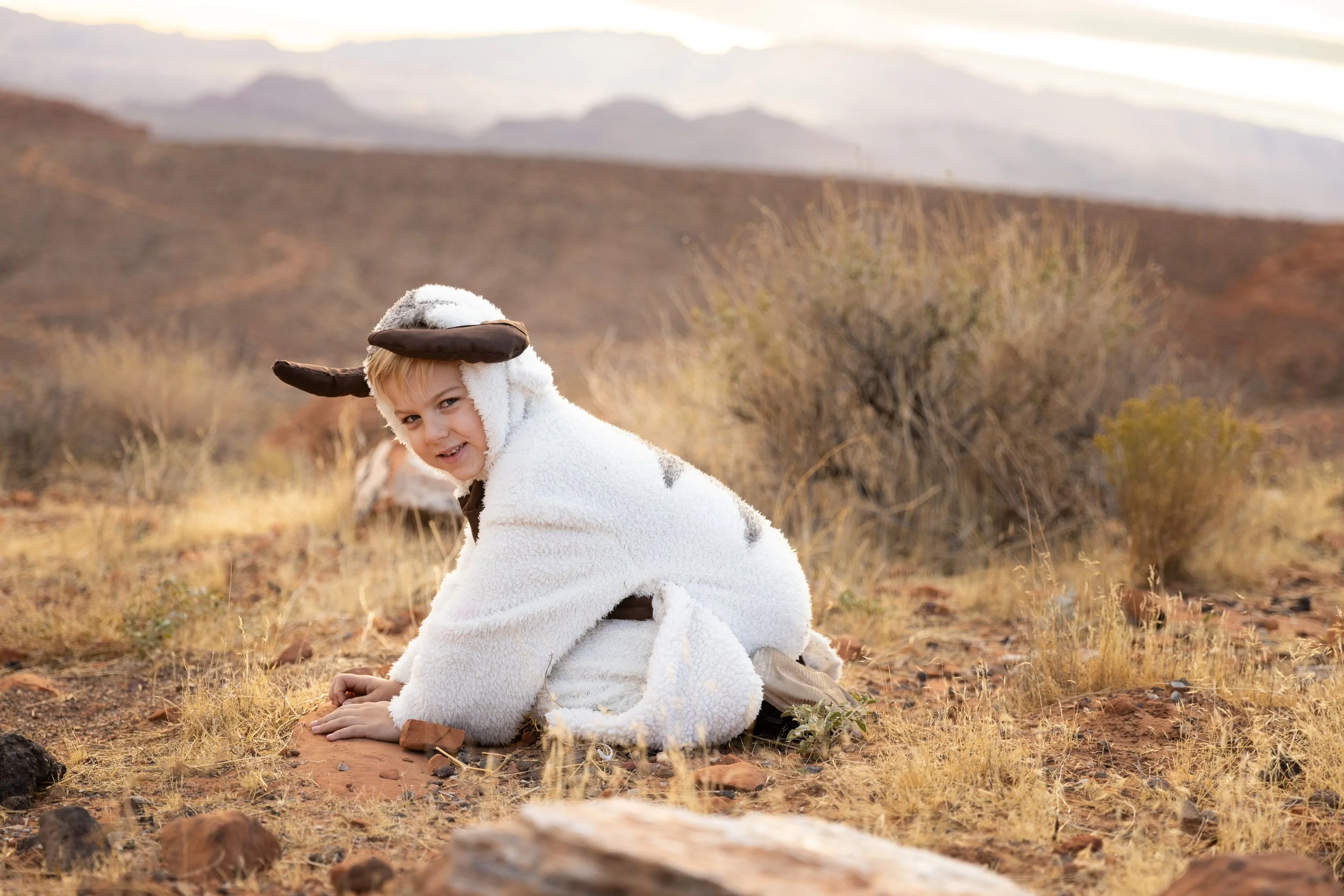 Dreamy children’s photography in Southern Utah, Magical childhood photos in the desert