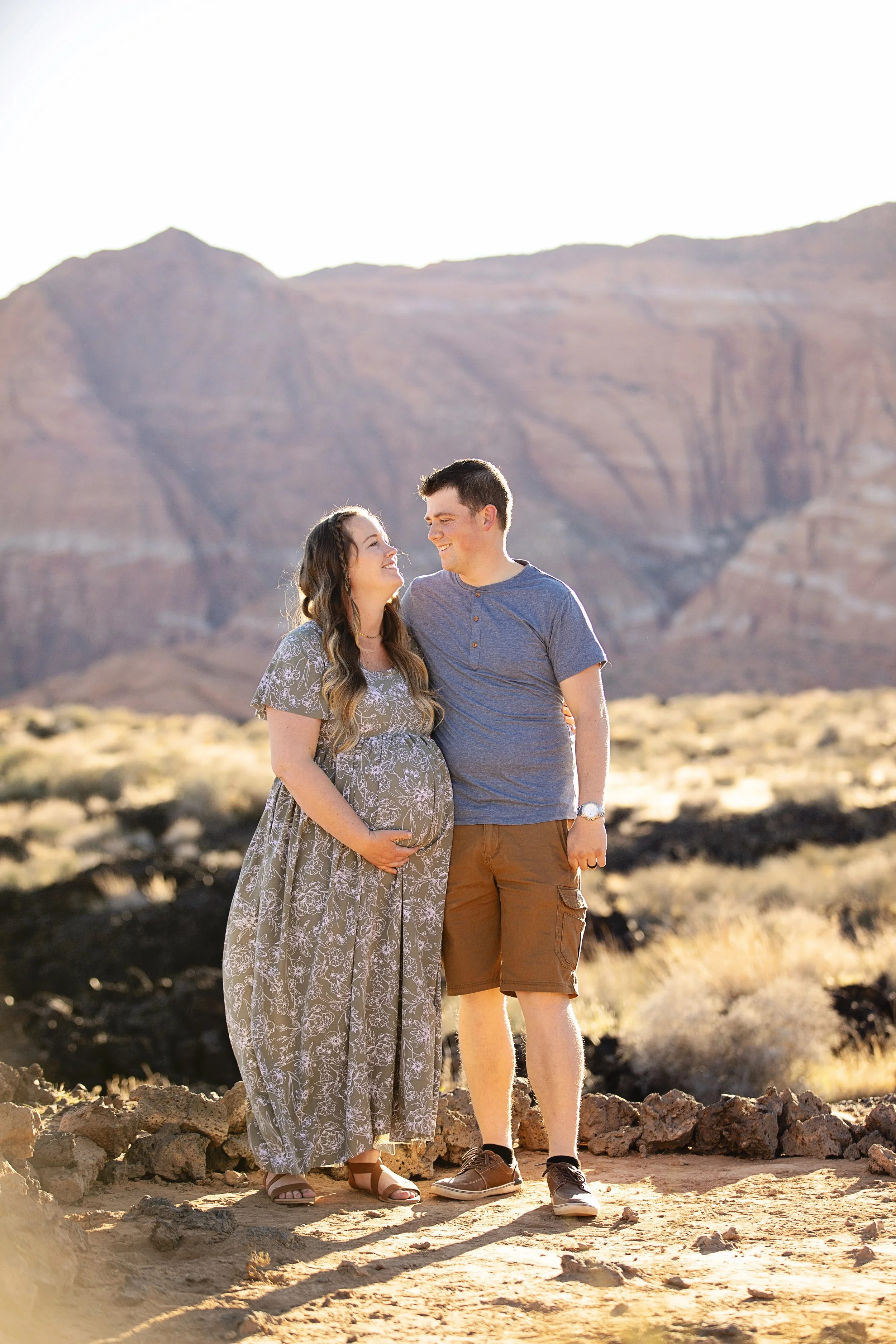 Best family photographer in St. George Utah, Where to take family photos in St. George, Family photo sessions near Zion or Snow Canyon
