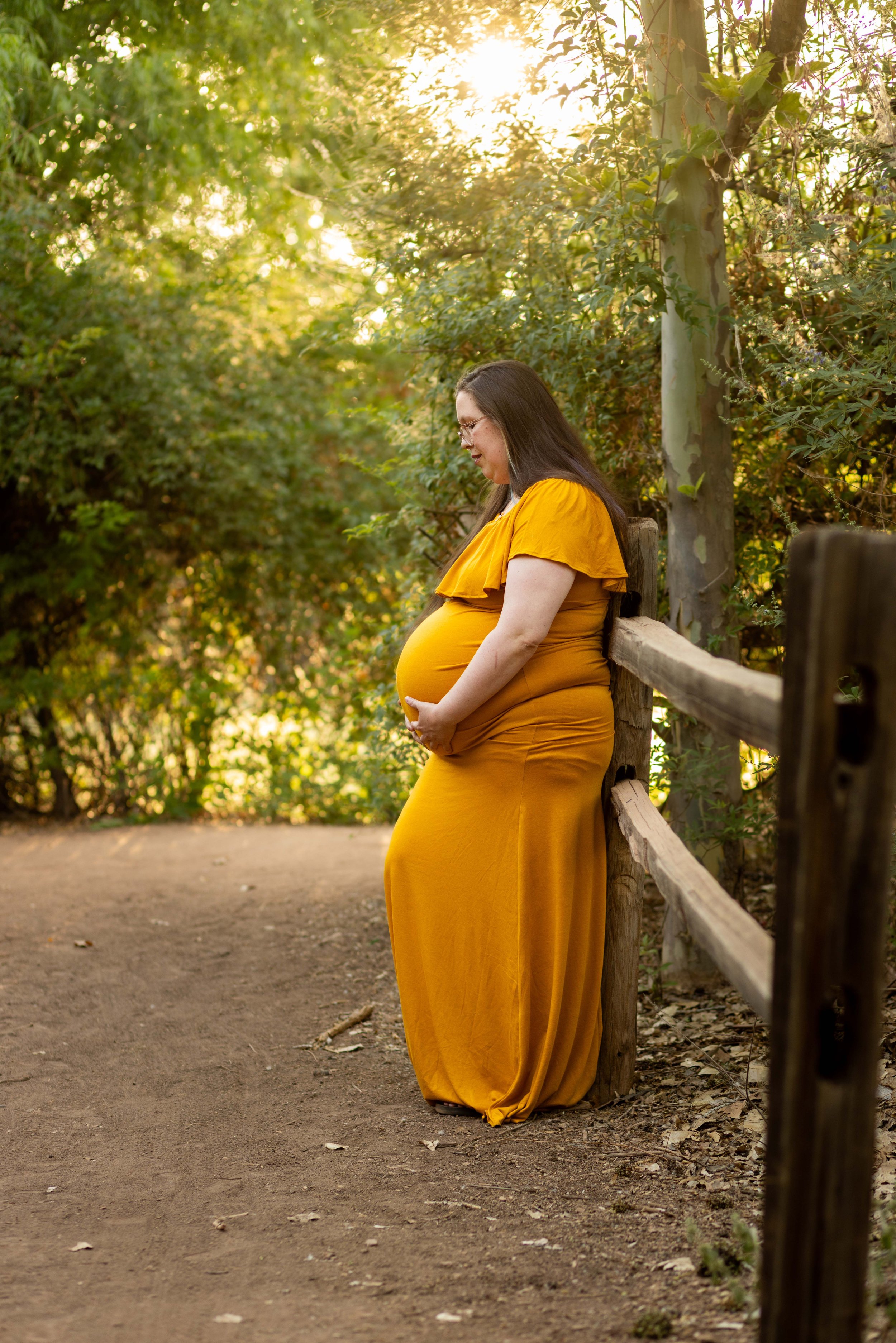 Dreamy maternity portraits in Saint George utah