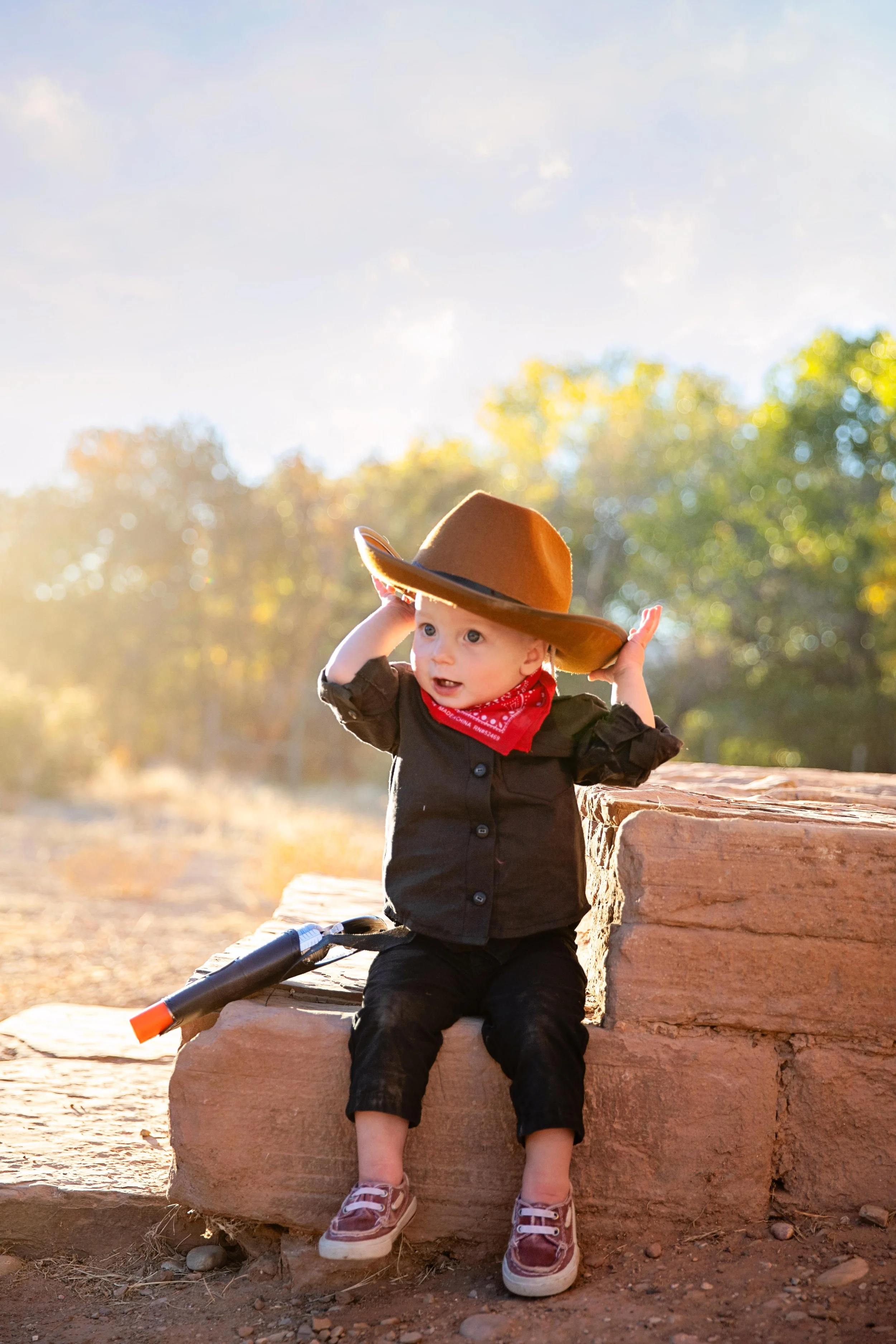 Dreamy children’s photography in Southern Utah, Magical childhood photos in the desert