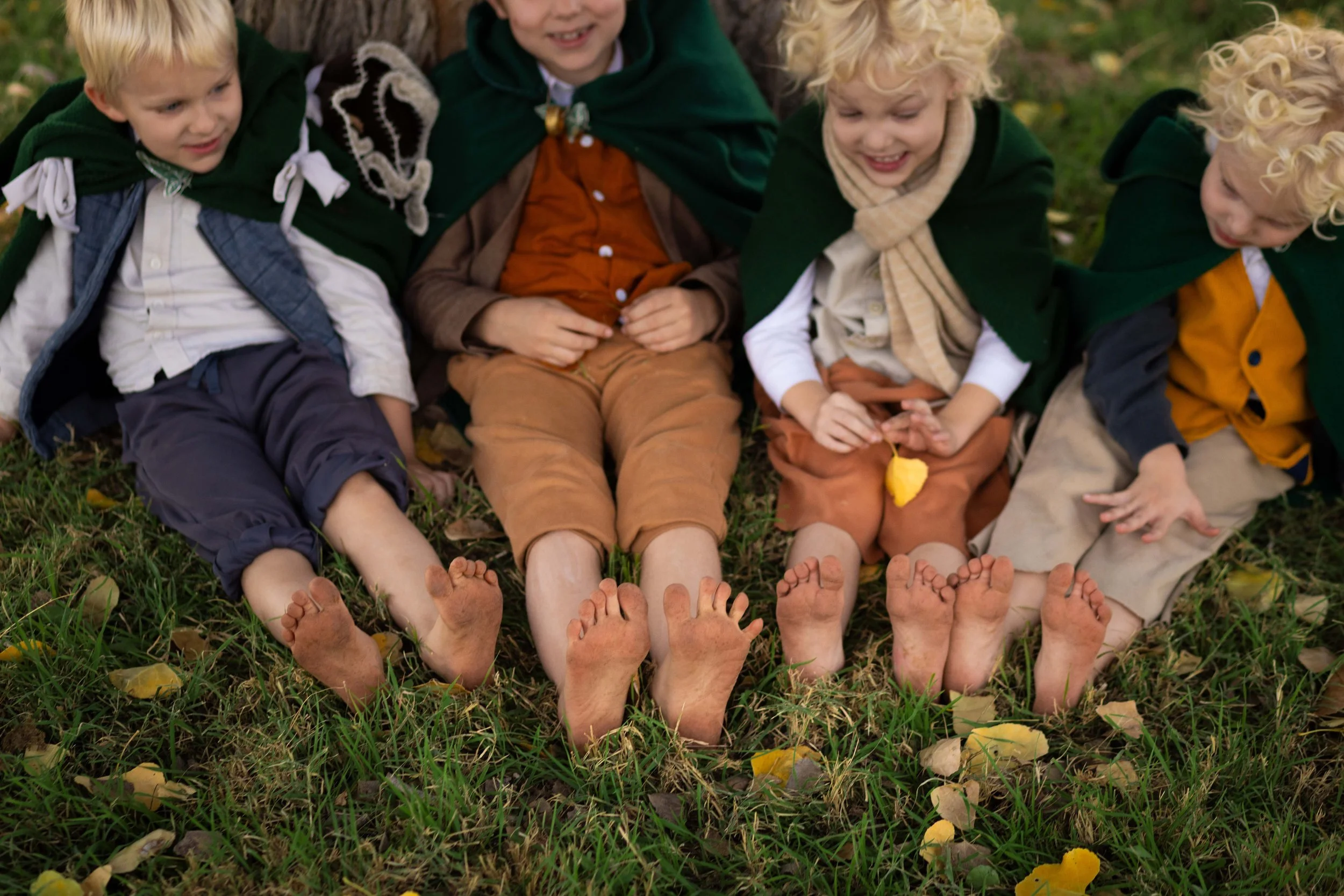 Hobbit themed kids photoshoot taken at the Kirkland fields in Washington utah