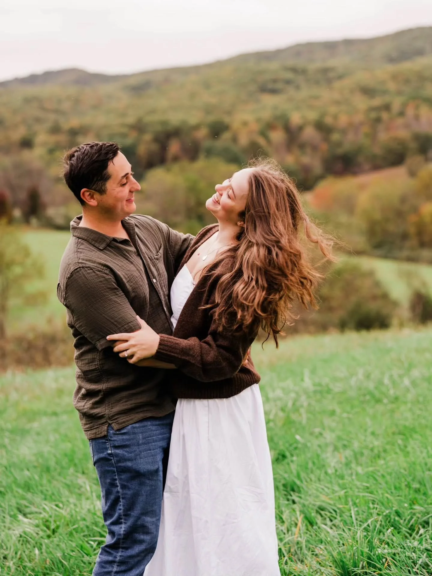 The sweetest engagement session for Madyson &amp; Jack. These two met at Virginia Tech so Blacksburg holds a special place in their hearts. They recreated one of their first dates with a picnic and included the bouquet that has been used by many wome