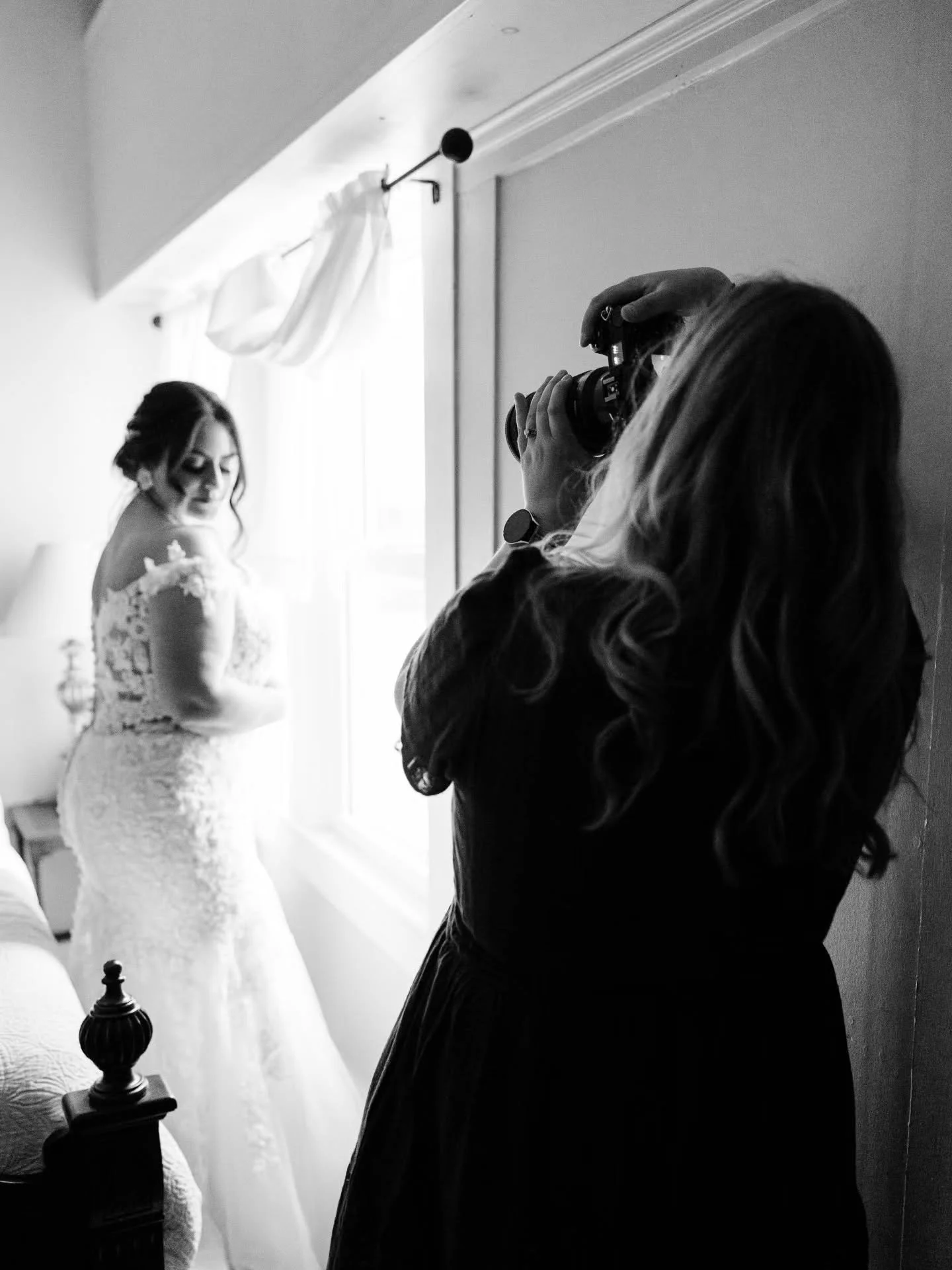 Calm. Intentional. Fully present. That&rsquo;s why my couples choose me.

Virginia Wedding Photographer | Charlottesville | Richmond | Roanoke | DC | Charlotte | Leesburg | North Carolina | Raleigh