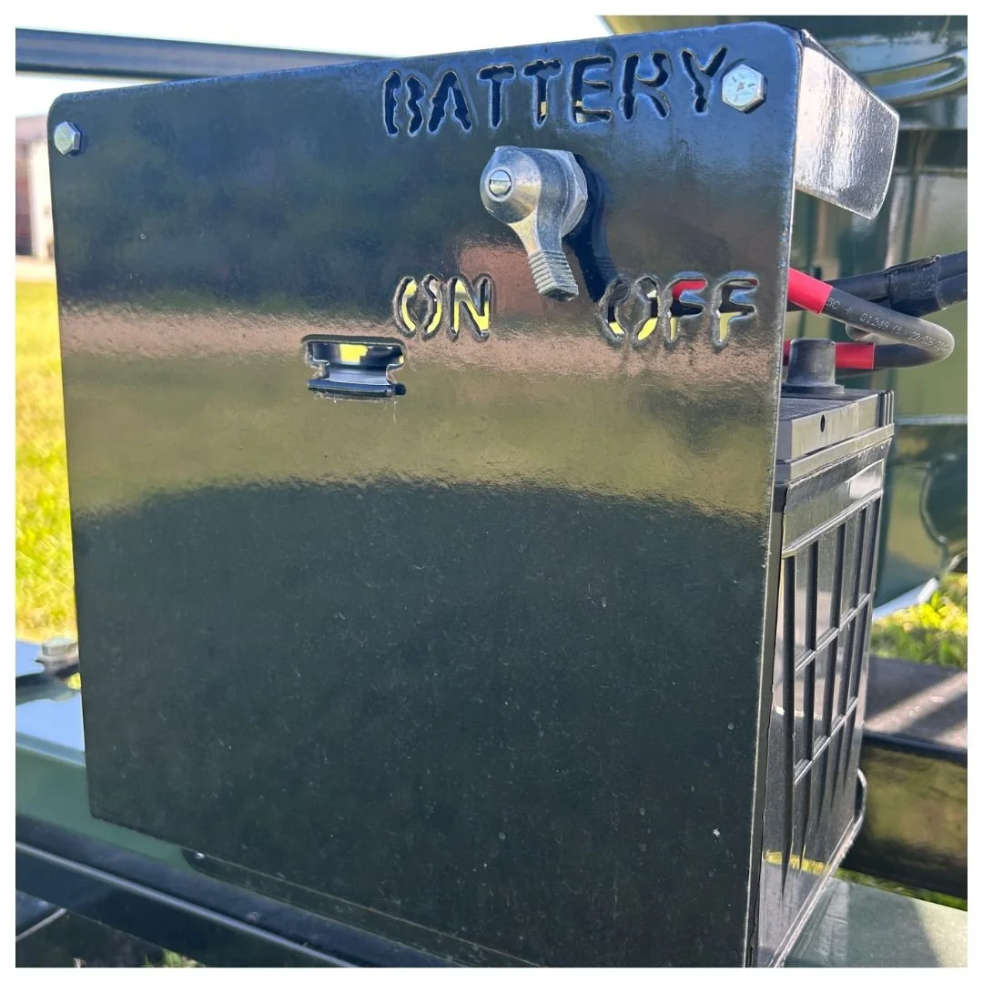 battery-box-with-on-off-switch-for-eze-feeder