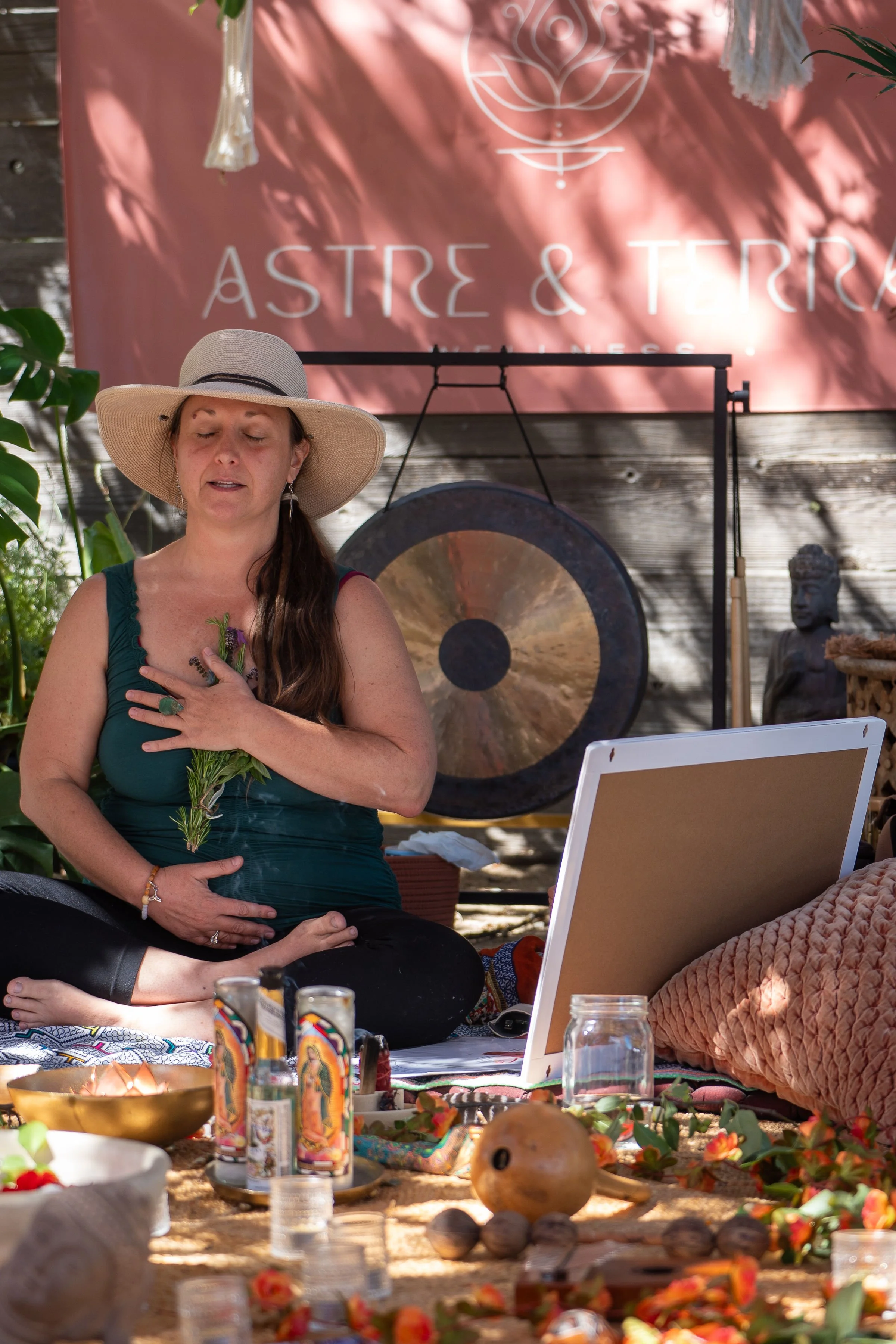 2025-08-03Astre&TerraWombHealing0294[DSC09914].jpg