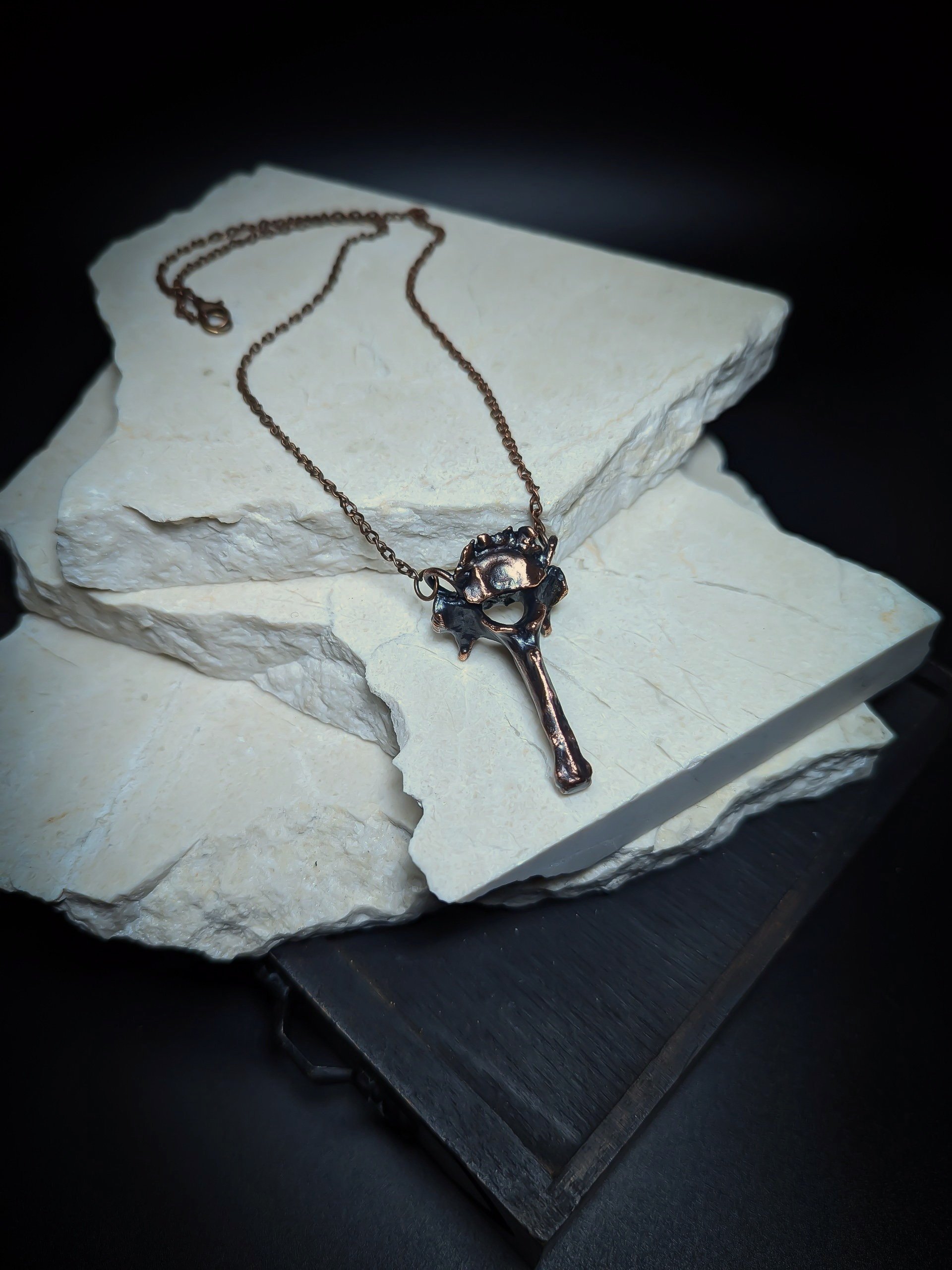 Revenant Amulet