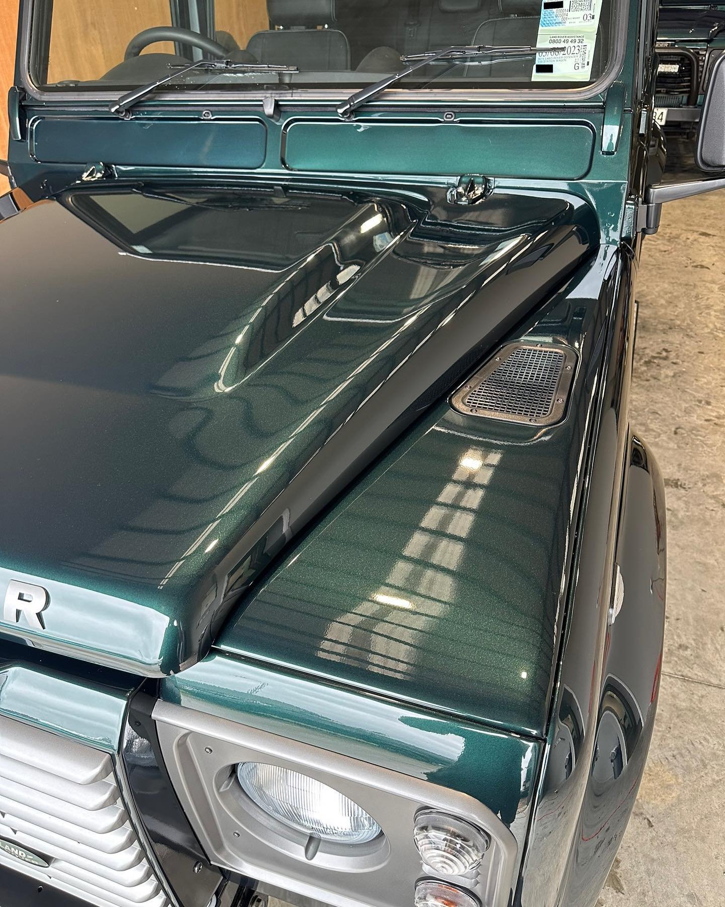 This immaculate Land Rover Defender was lightly paint corrected to remove the slight imperfections it has acquired over it&rsquo;s short 2000km life. We then applied FEYNLAB Original Ceramic Coat to protect this gorgeous colour for many years to come