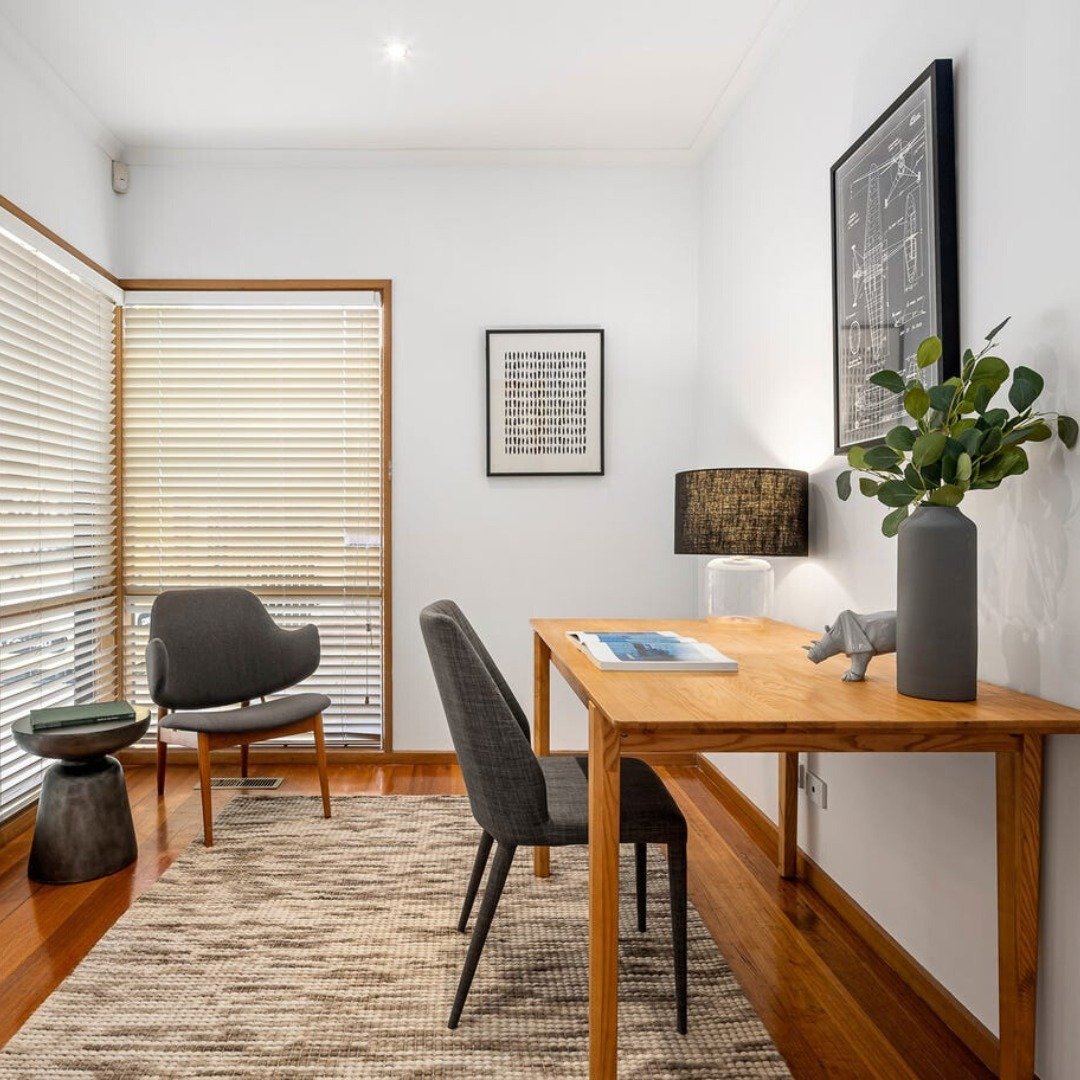 ✨ Dressed to impress! This recently sold gem in Carnegie got a sweet glow-up with the help of our talented team. From fresh styling to flawless finishing touches, we made sure this beauty was ready for its close-up and a quick sale! 🏡💫 #HomeStyling