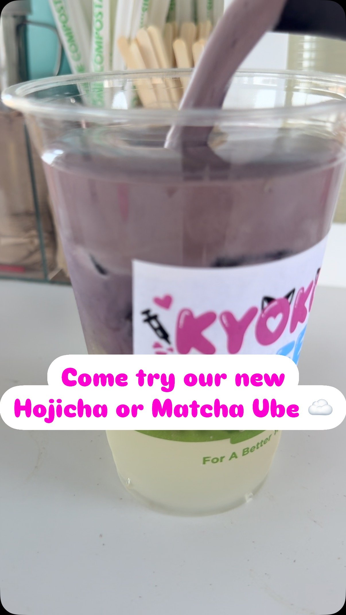 Come fall into an Ube 🥥 ☁️. Your choice of low caffeine Hojicha or 🍵