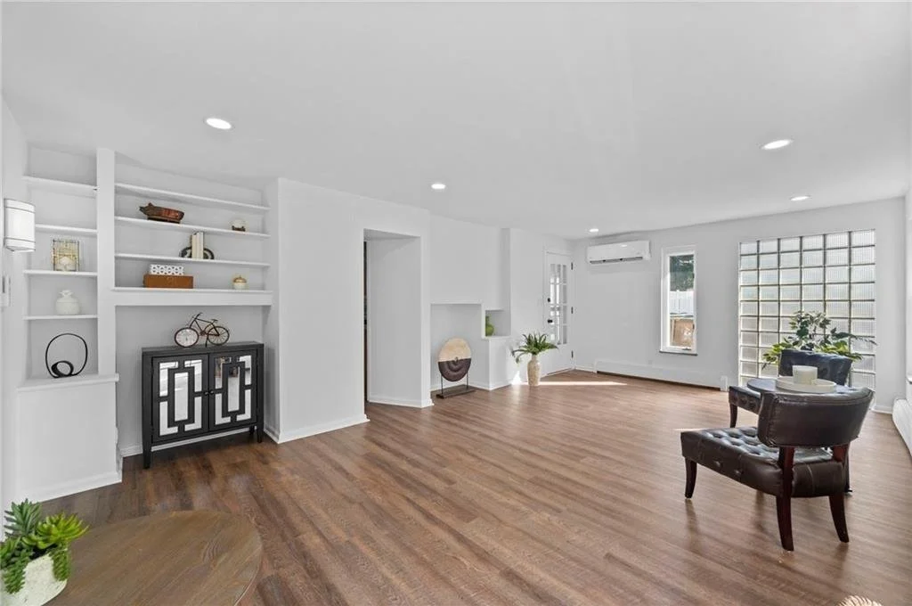 Jeannette, PA_Staging.jpg