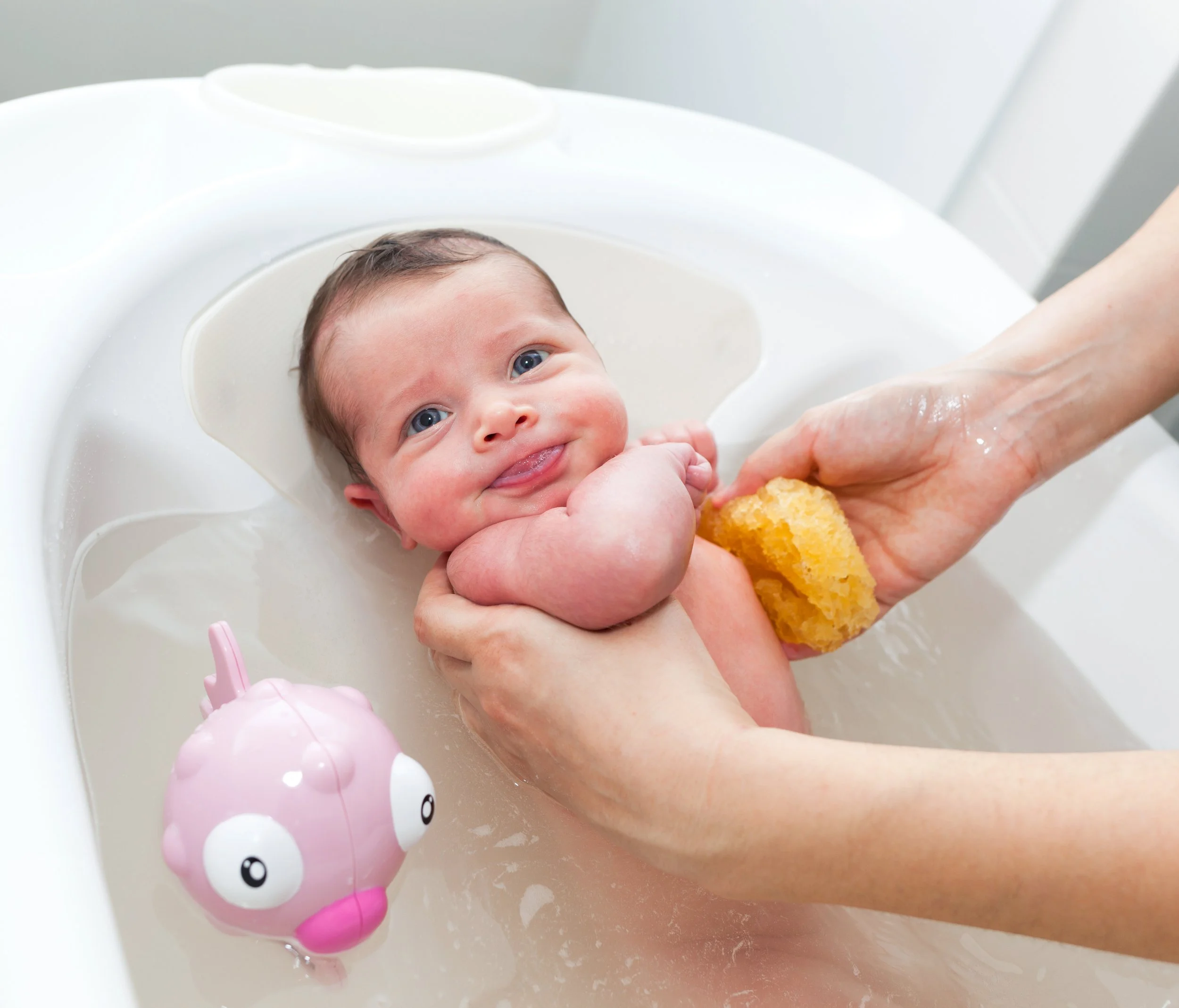 เมื่อไหร่จึงอาบน้ำลูกครั้งแรก