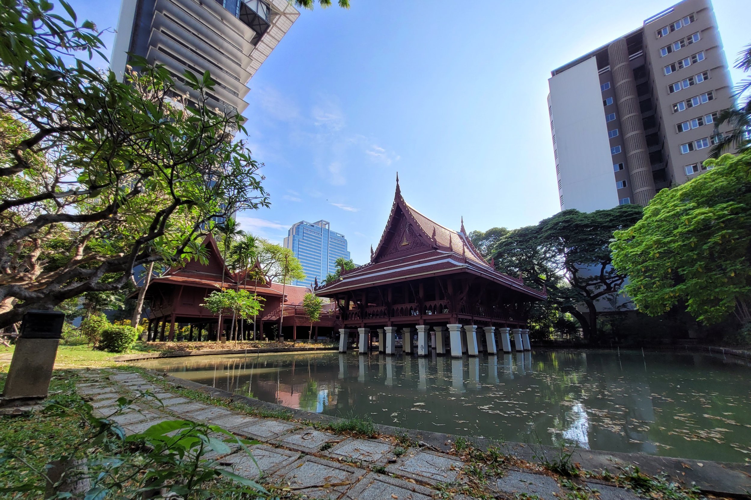 How to Stay in Thailand Long-Term with an Education Visa in 2025