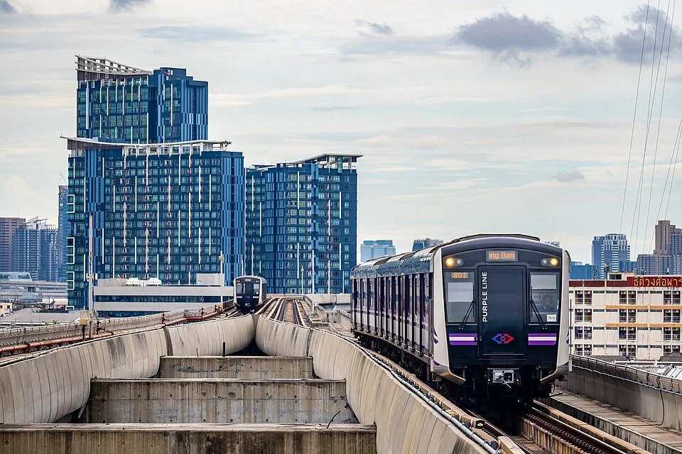 MRT Purple Line Bangkok Guide 2025: Complete Timetable, Route Map, Stations & Tips
