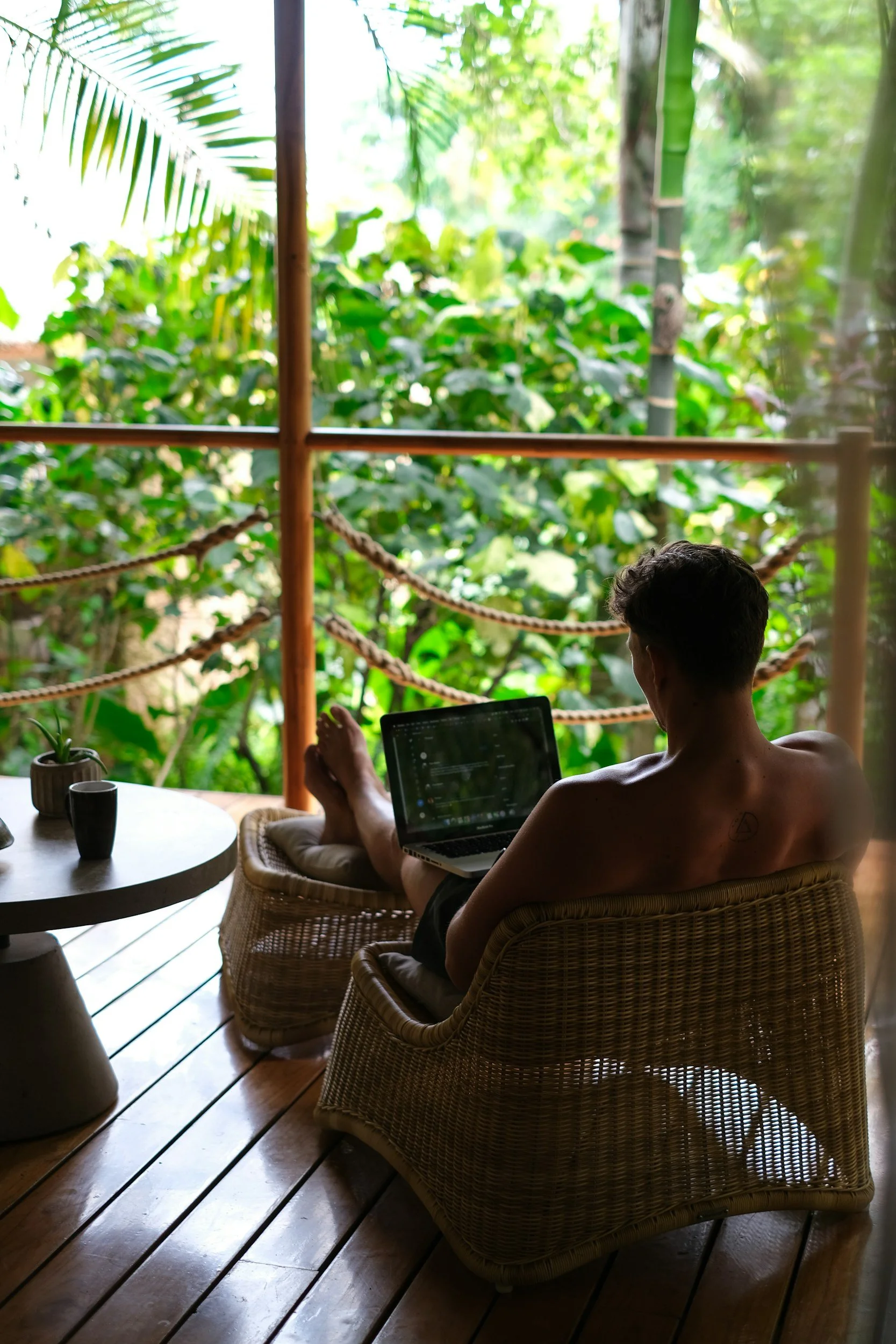 Complete Guide to Working in Thailand as a Foreigner (2025): Visas, Work Permits & Legal Requirements