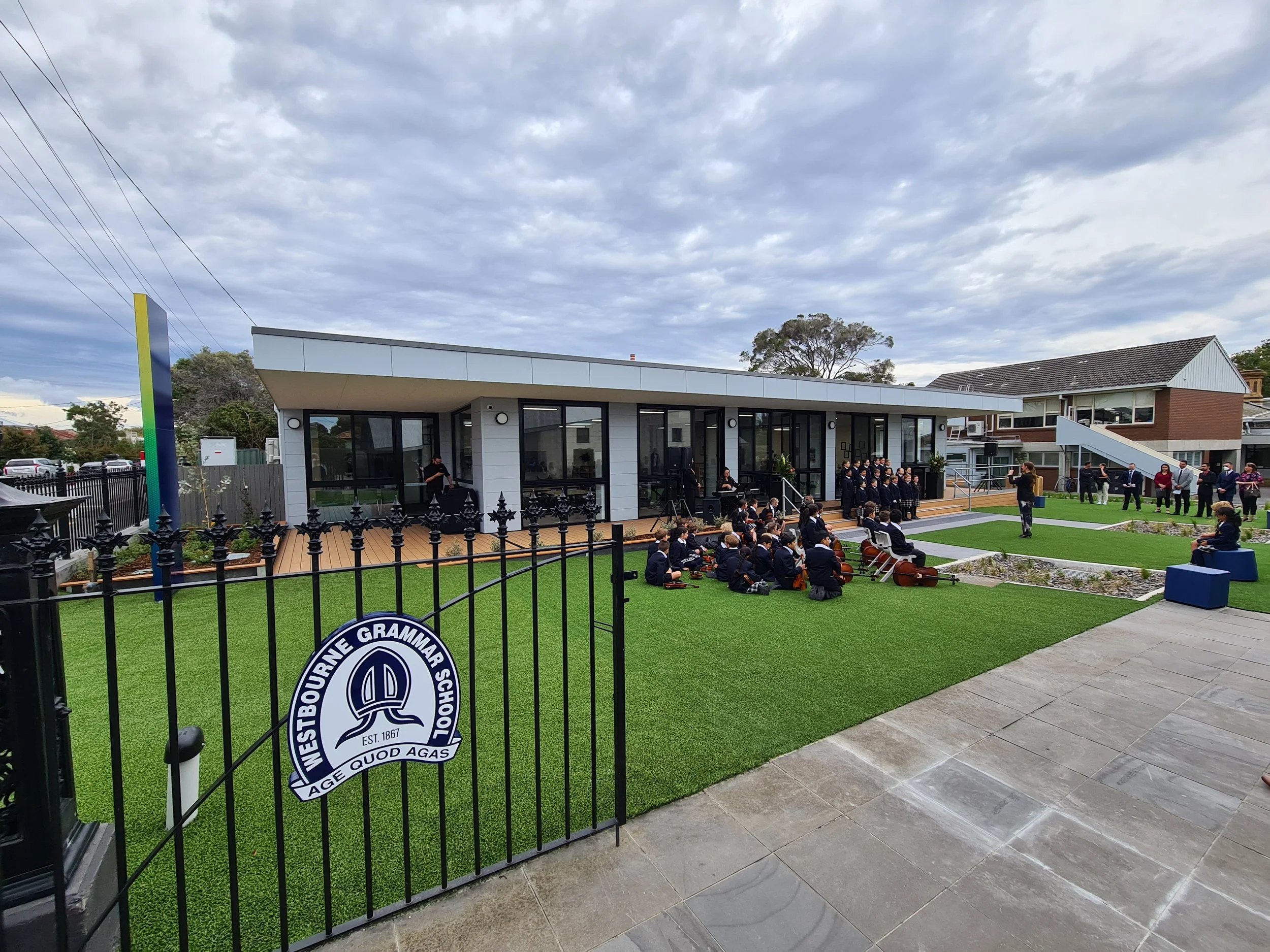 An image of the Cultural Center.