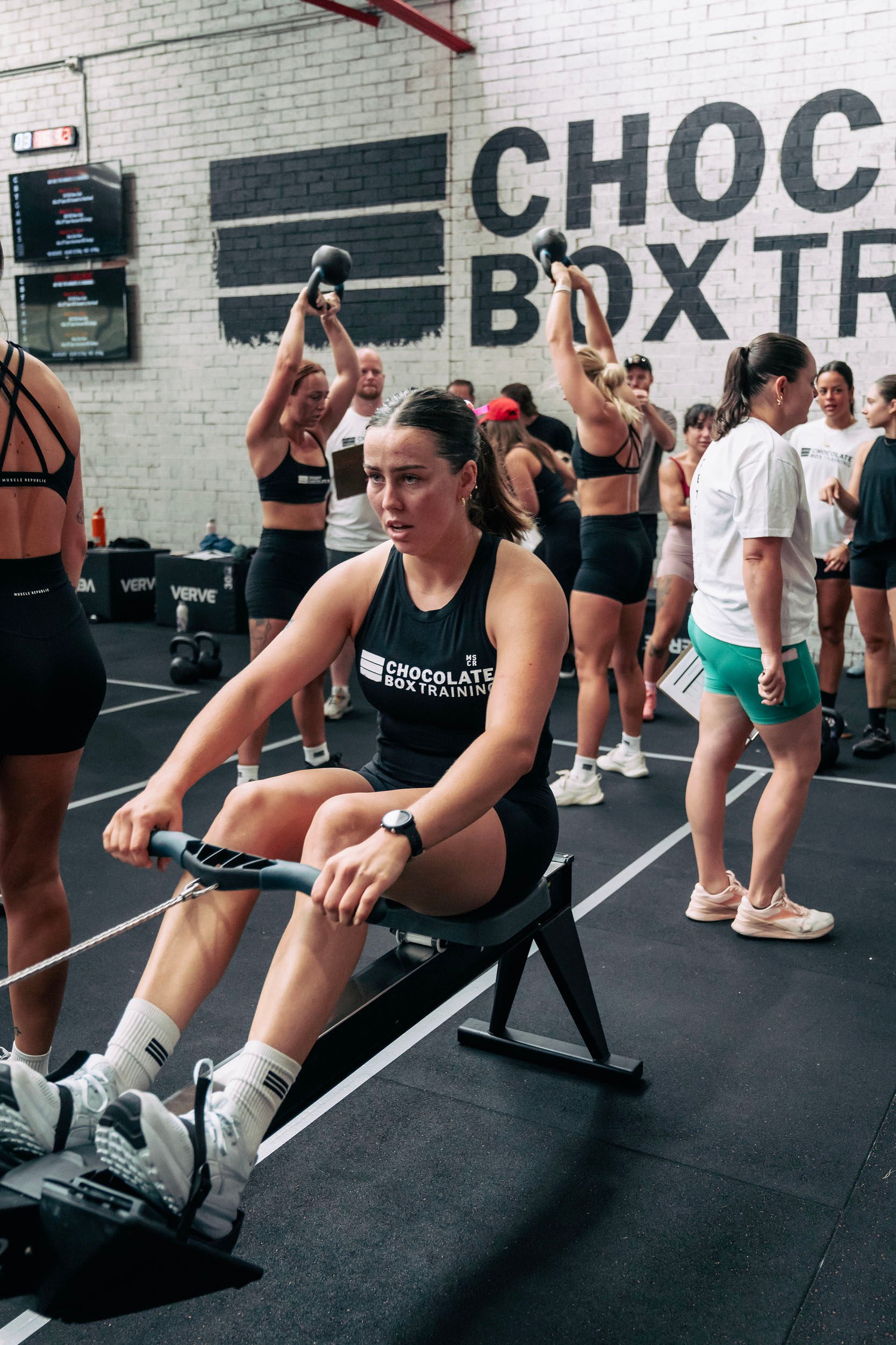 Lauren: AFL & gym - Working with Lyss has been an absolute game-changer for me. Her support, knowledge, and encouragement have helped me take my nutrition to the next level, especially when it comes to fueling for performance. She made complex nutrit