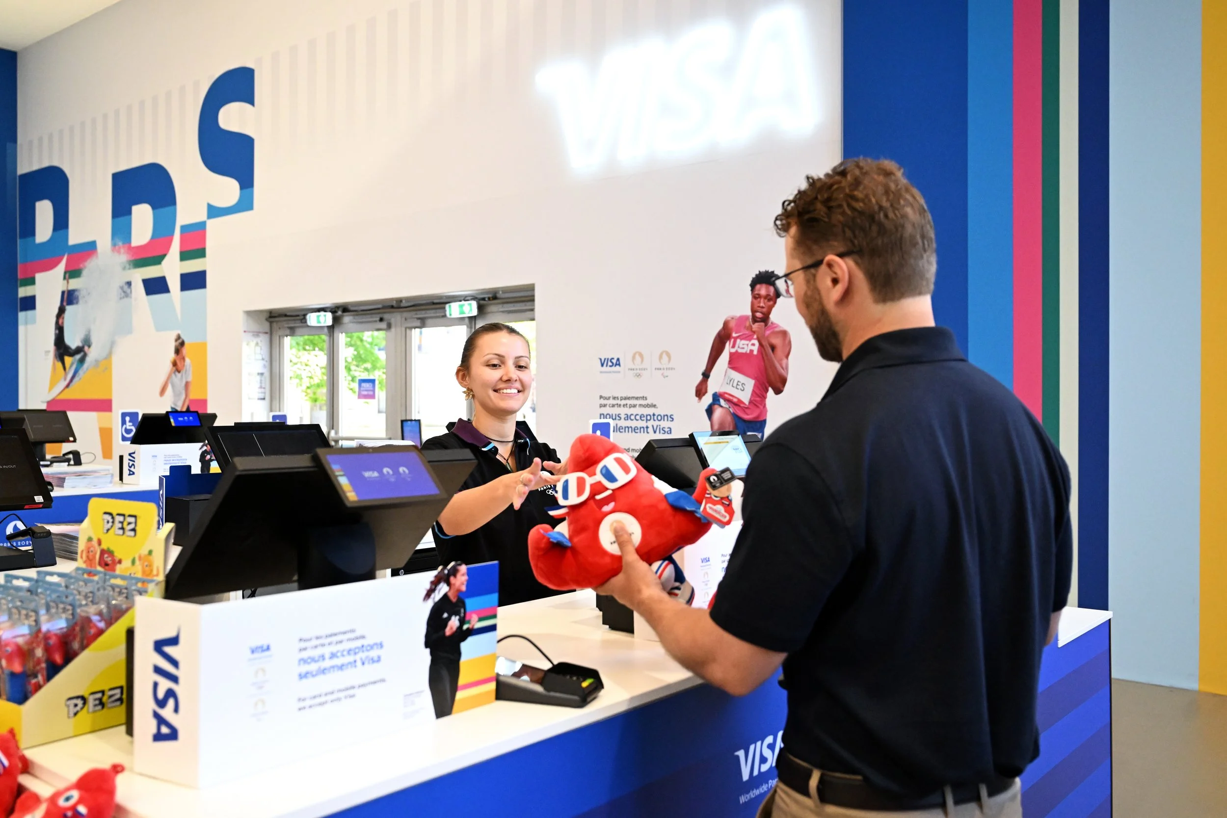 Visa Champs-Elysées 2214.JPG