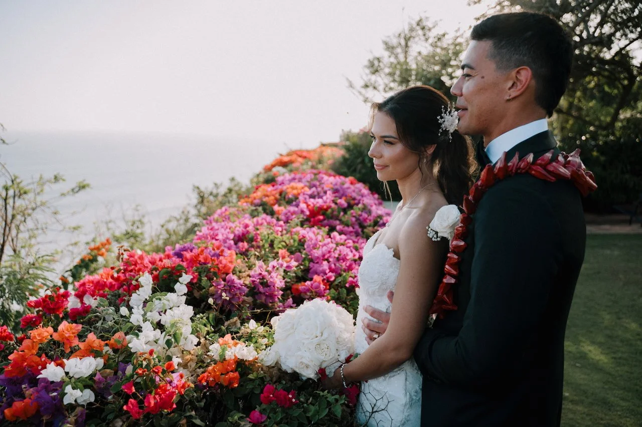Bride Groom Horizon Bouquet Bougainvillea