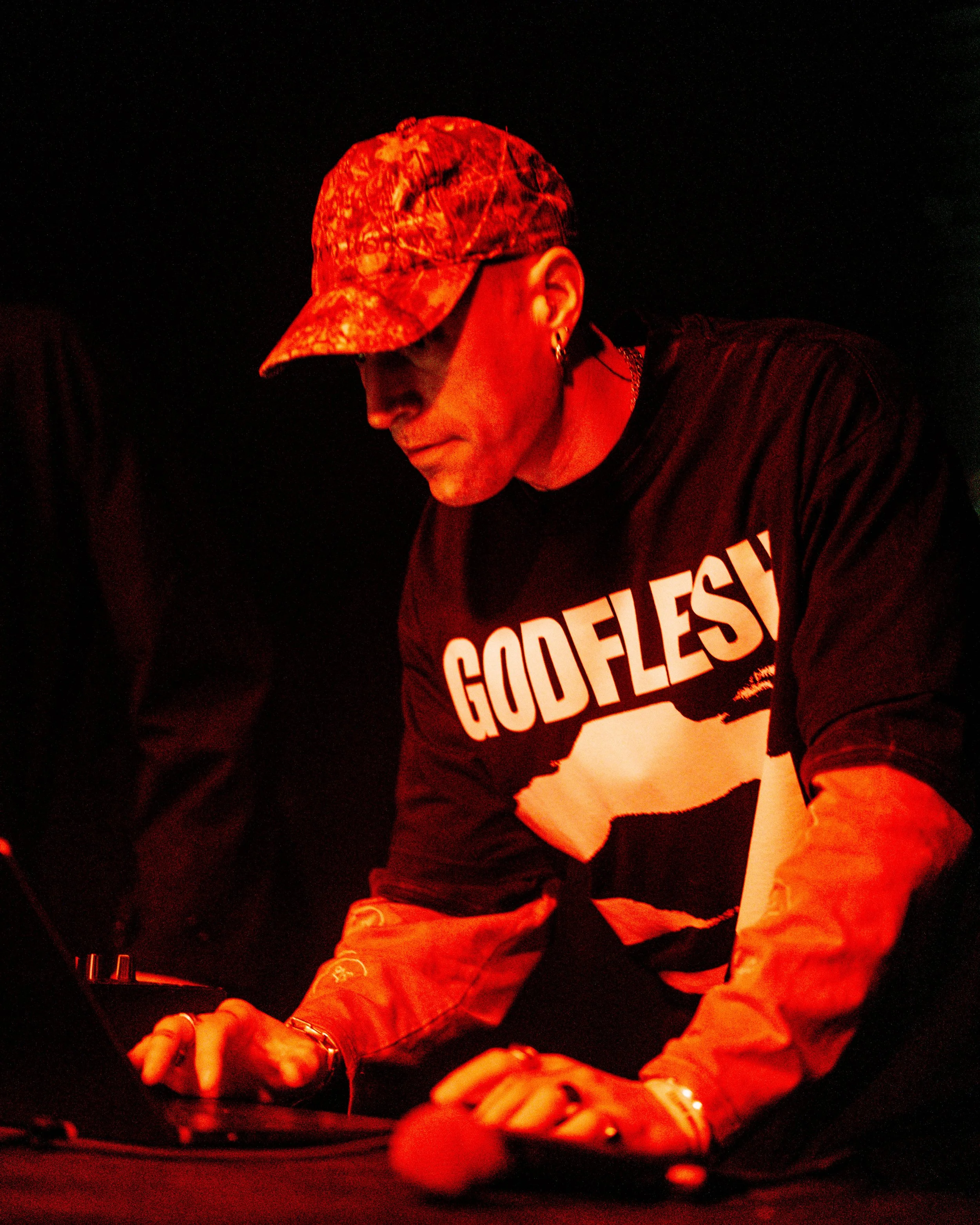 Shades-78.jpg