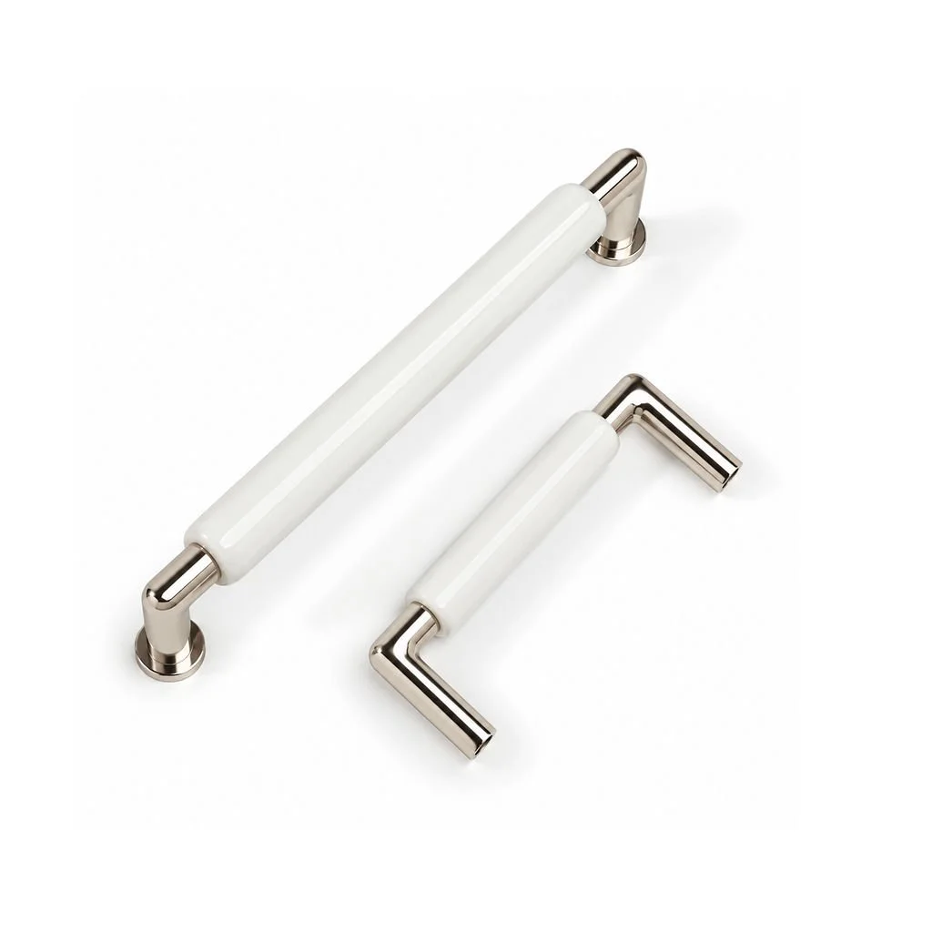 Hazel&Morris_Hendle_White_Chrome.jpg