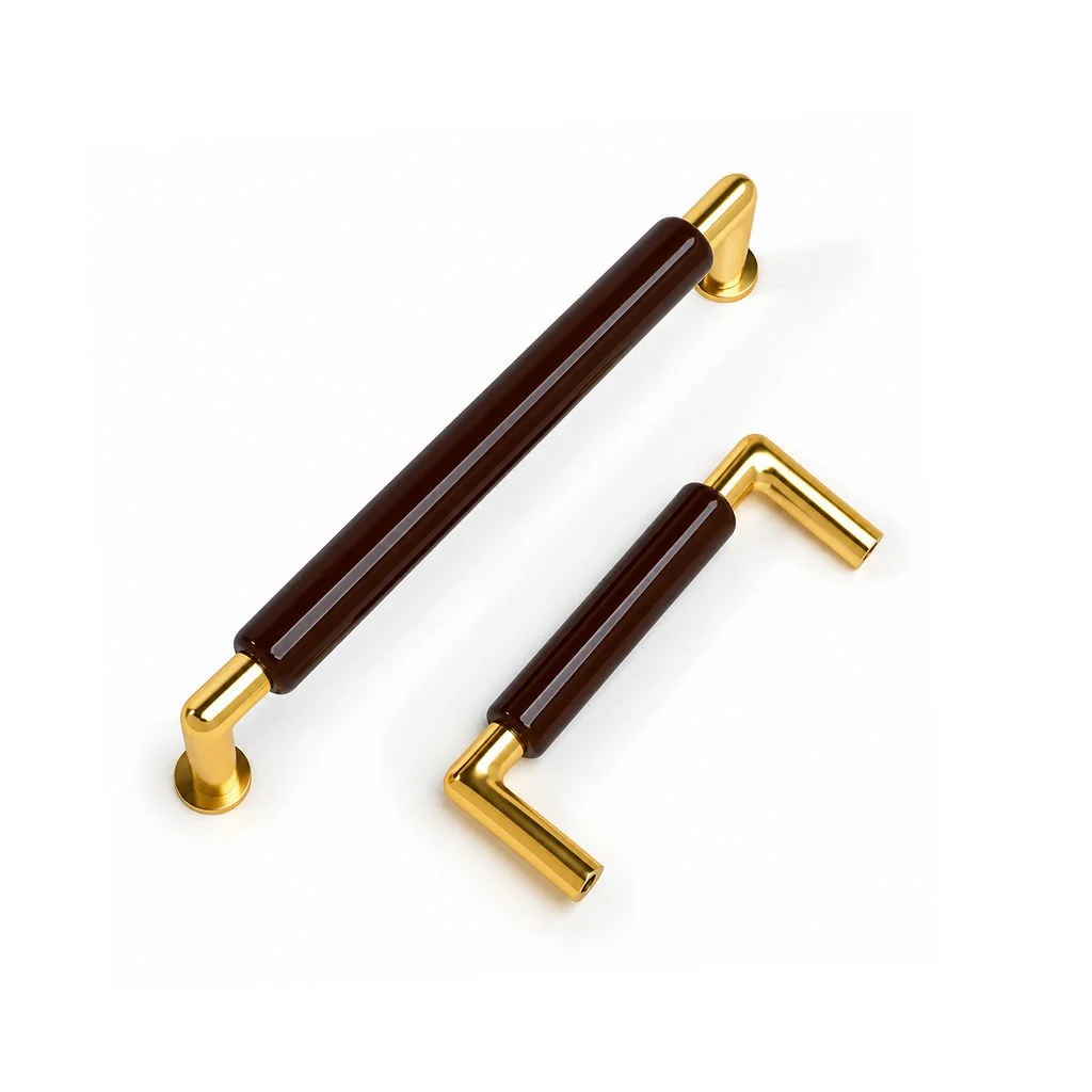 Hazel&Morris_Hendle_Red_Gold.jpg