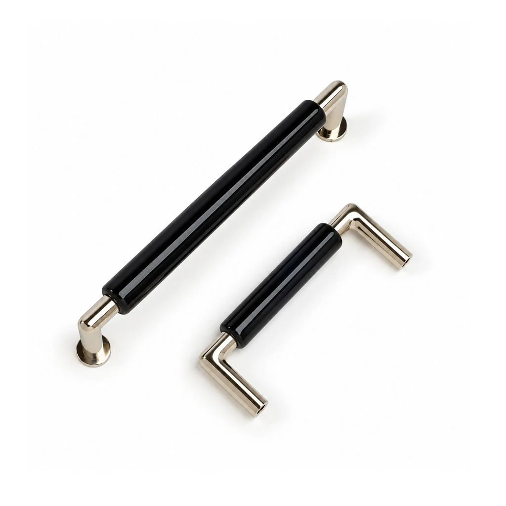 Hazel&Morris_Hendle_Black_Chrome.jpg