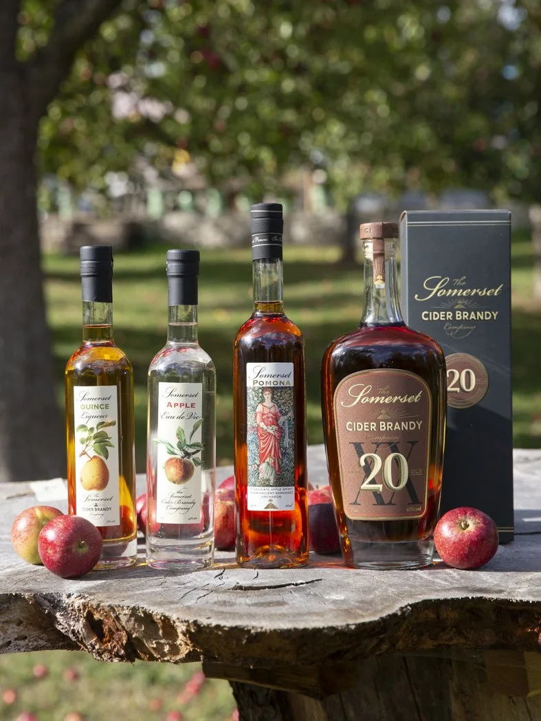 Pomme Pomme Spirits box