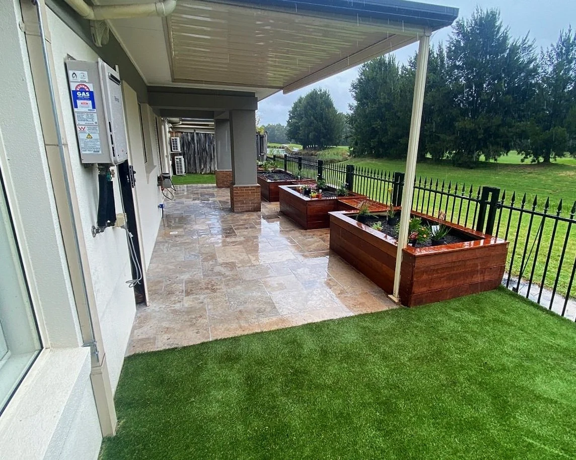 Synthetic vs Natural Turf for Melbourne Backyards