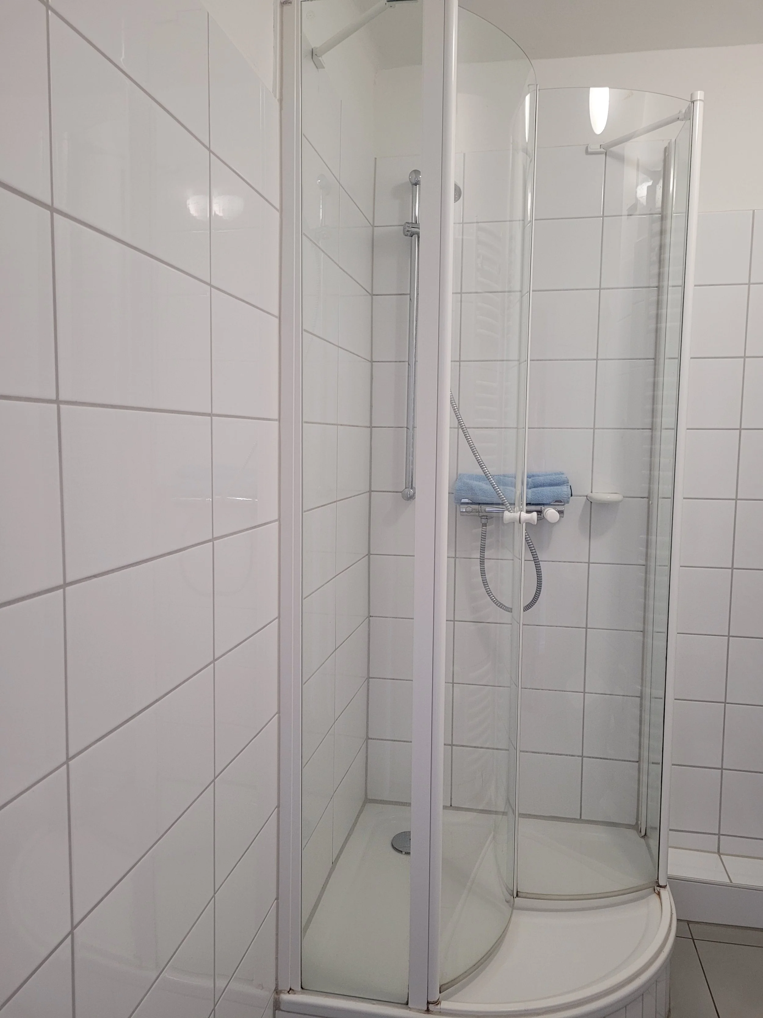 20_Haupthaus, Bad_JFBS Koppelsberg.jpg