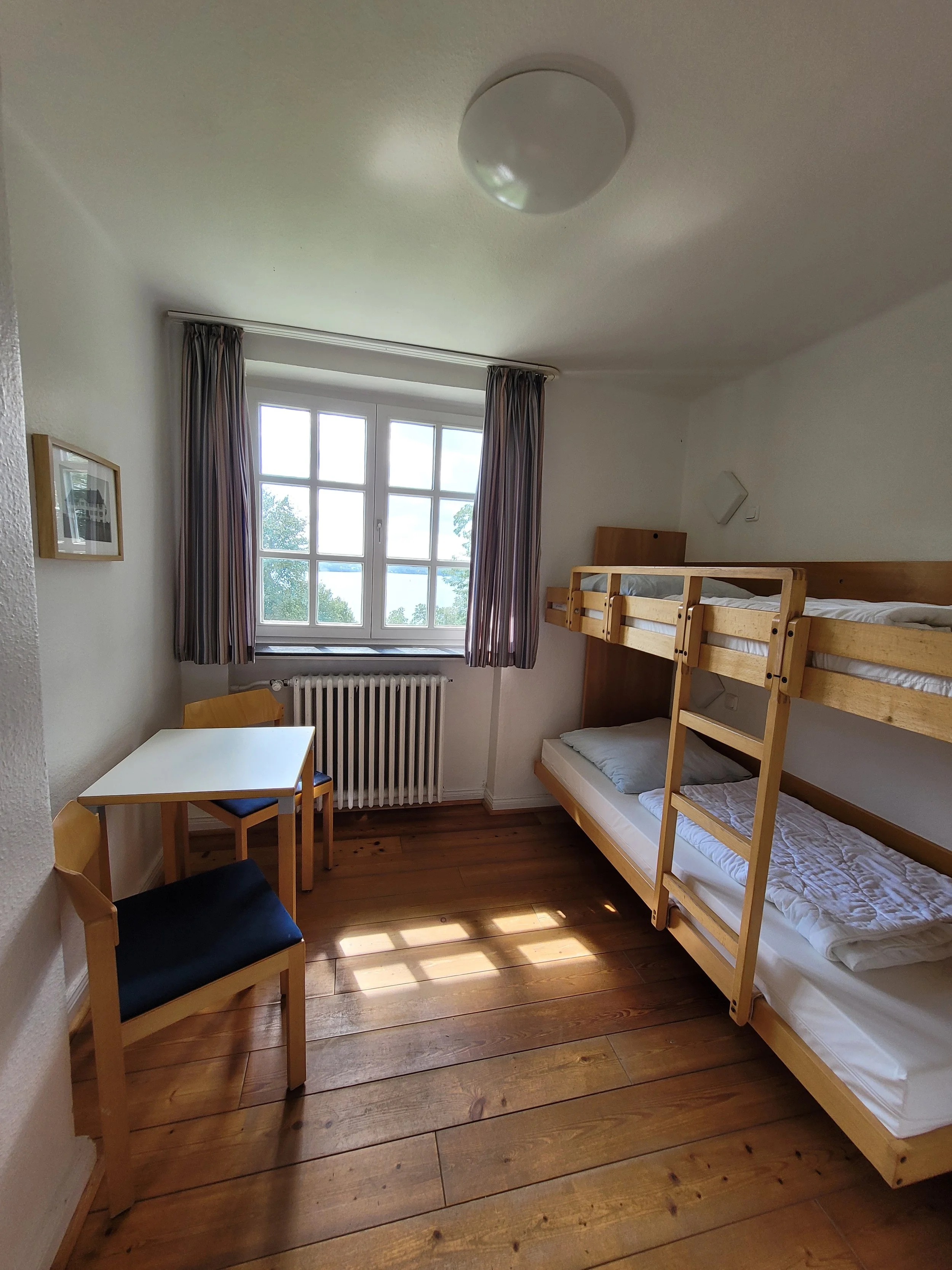 16_Haupthaus, Zweibett-Zimmer_JFBS Koppelsberg.jpg