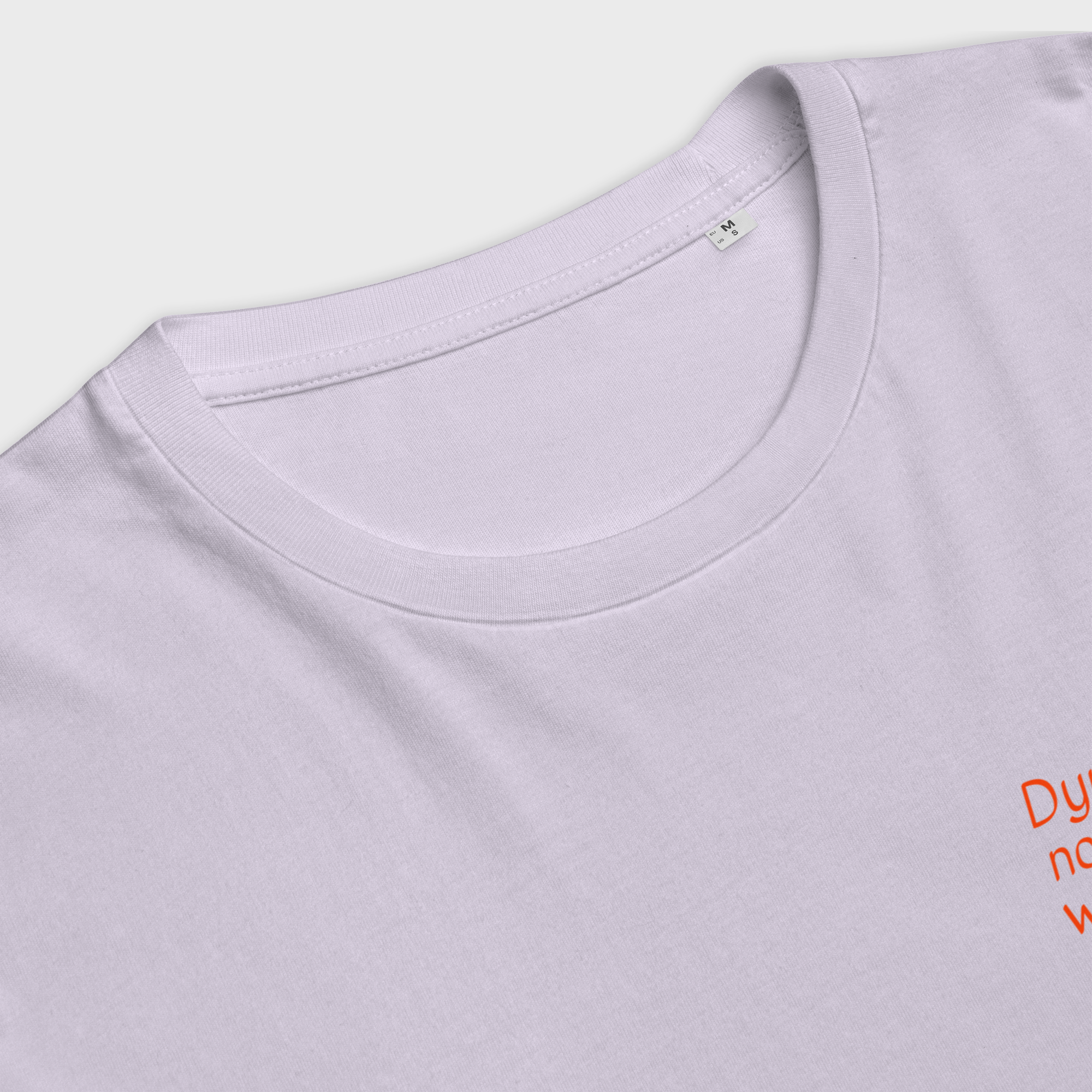 Dyno Tee Lavender Detail.png