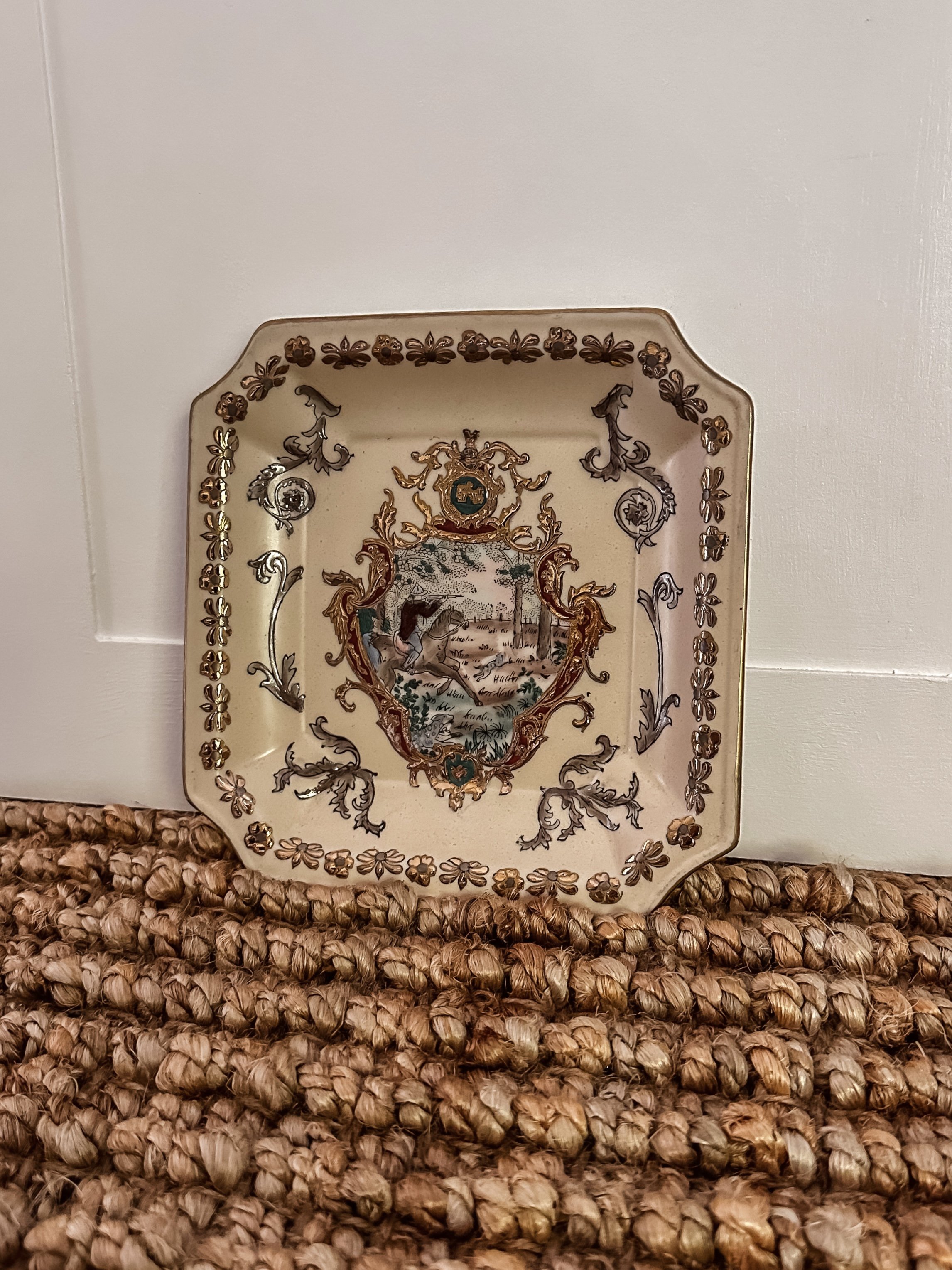 Vintage Japanese Moriage Hunting Scene Plate