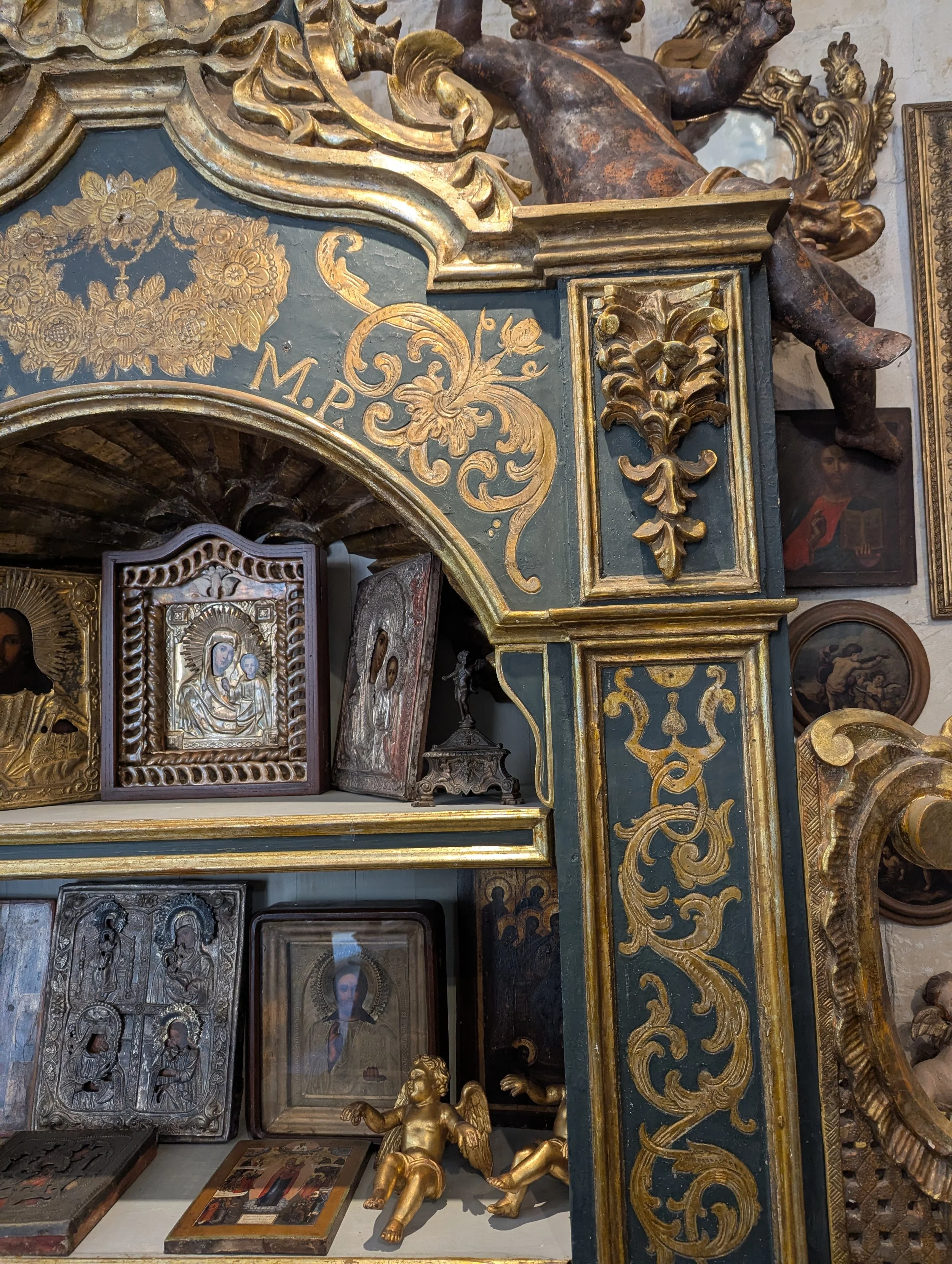 Italy sourcing: crystal, closed-doors, Campari and … Caravaggios?!