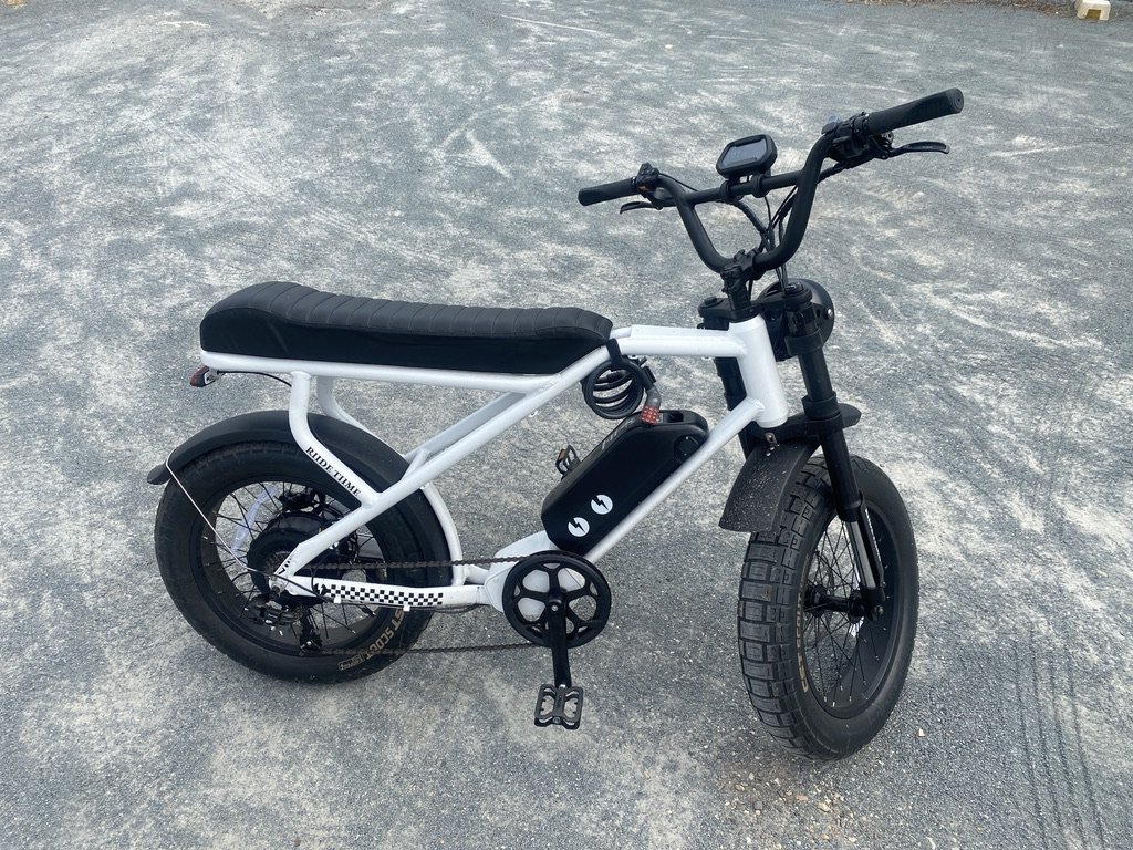 RTC-ht-001-hard-tail-fiighter-white-24.12.30-2.jpeg