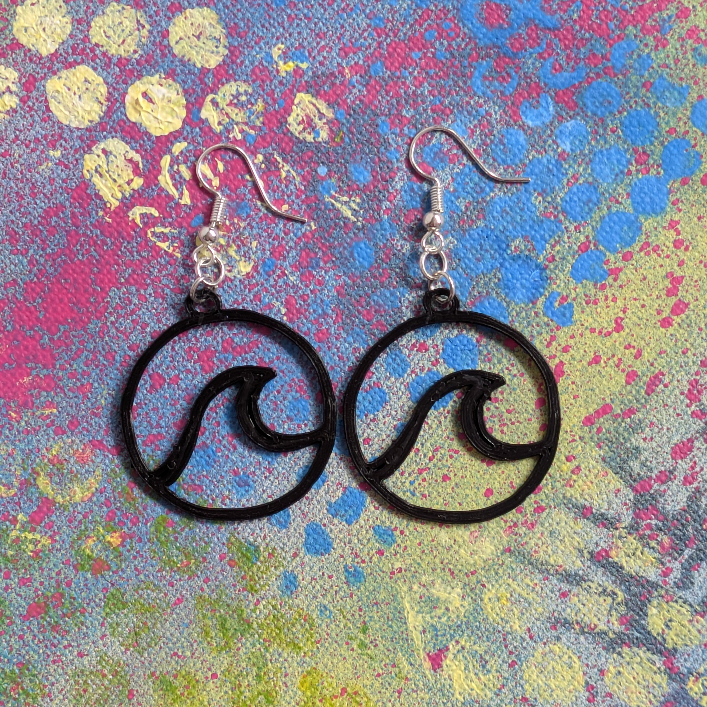 Black-wave-earrings.png