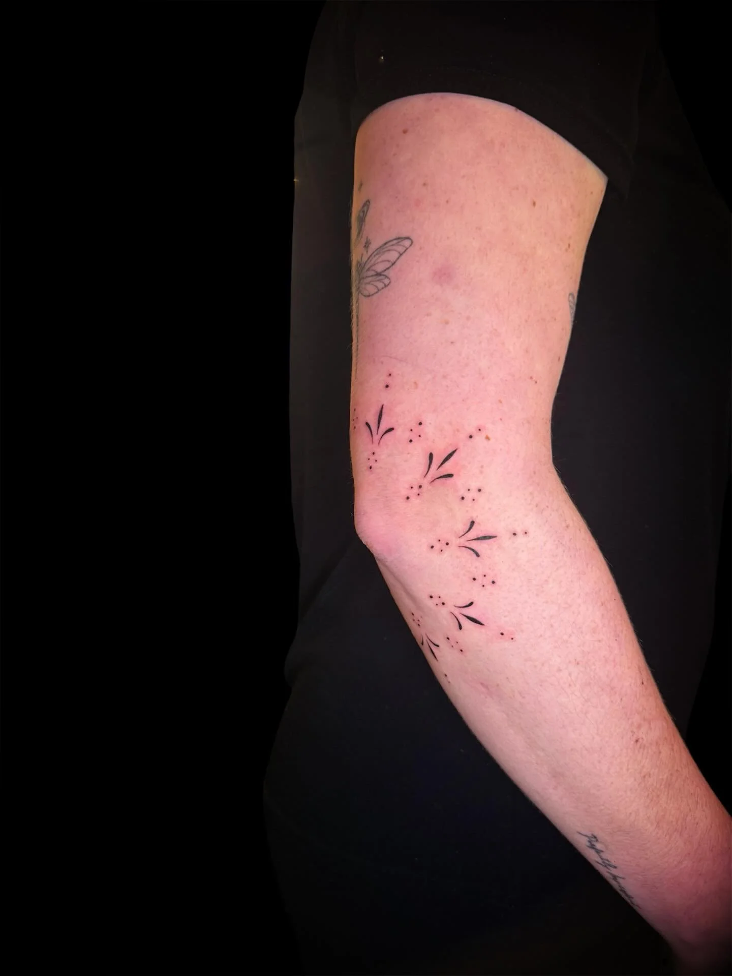 Cute elbow ornament for my girl!
@r.abrand