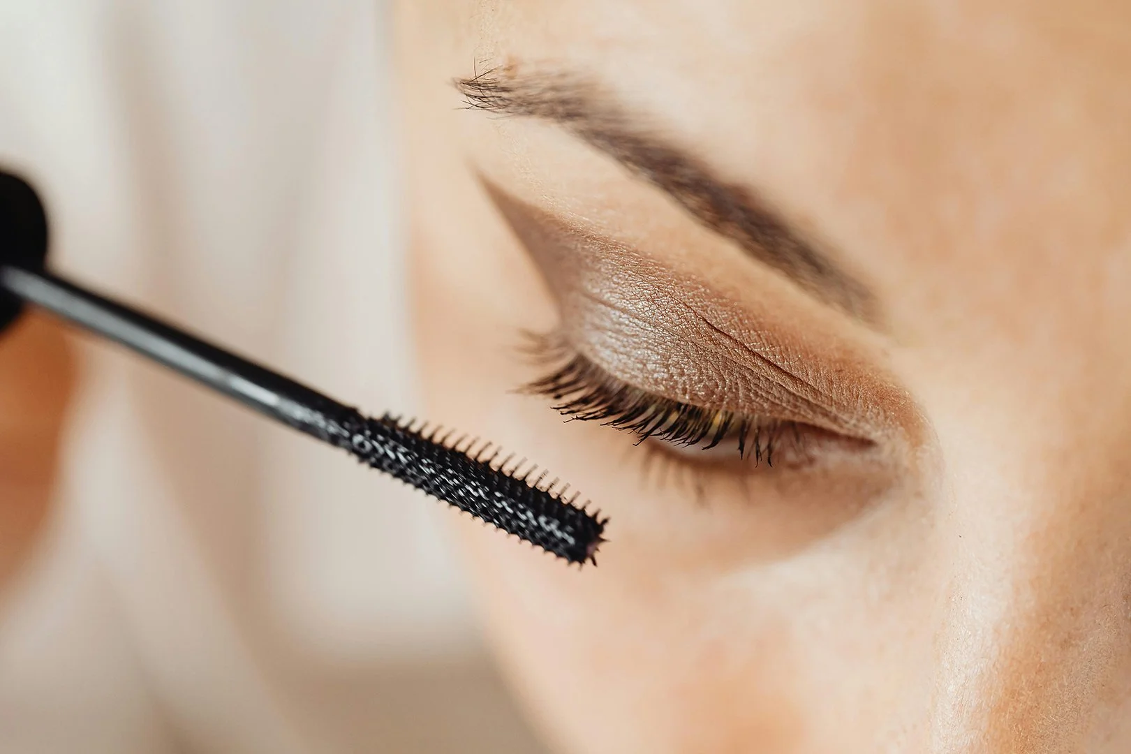 Benefits of Going Makeup Free