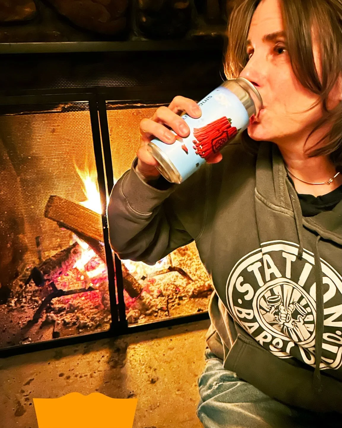 DEAN Mahogany Pale Ale returns in cans next week. And did you know this is one of the few beers we produce that is actually ok to drink straight from the can? Enjoying DEAN in this way sharpens the punch of the hops and given the ample malt base, rea