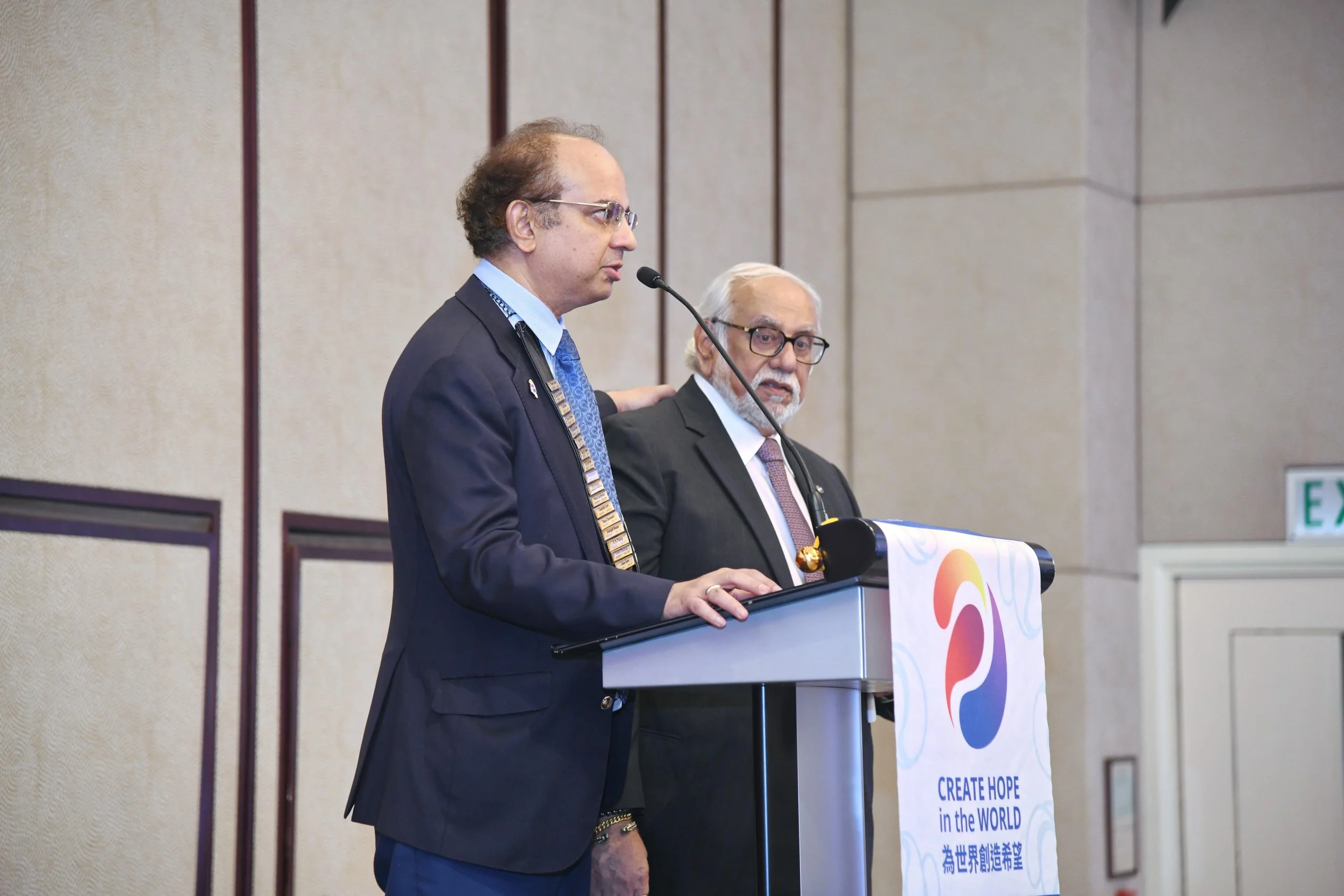 FAROOQ 69937200 (354)-min.JPG