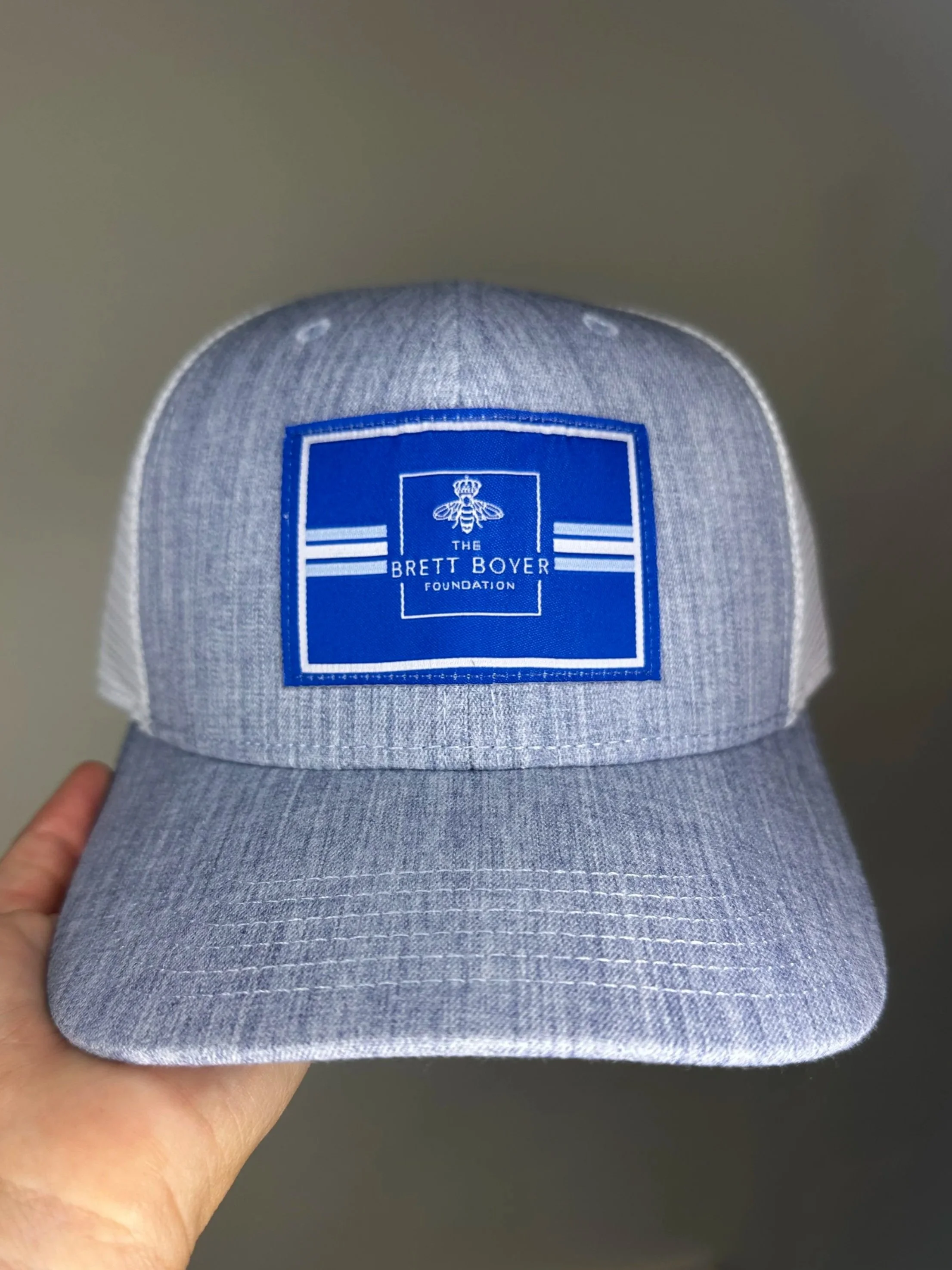 Gray+and+White+with+Blue+Patch.jpg