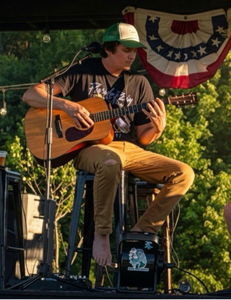 Live Music: AJ Fox